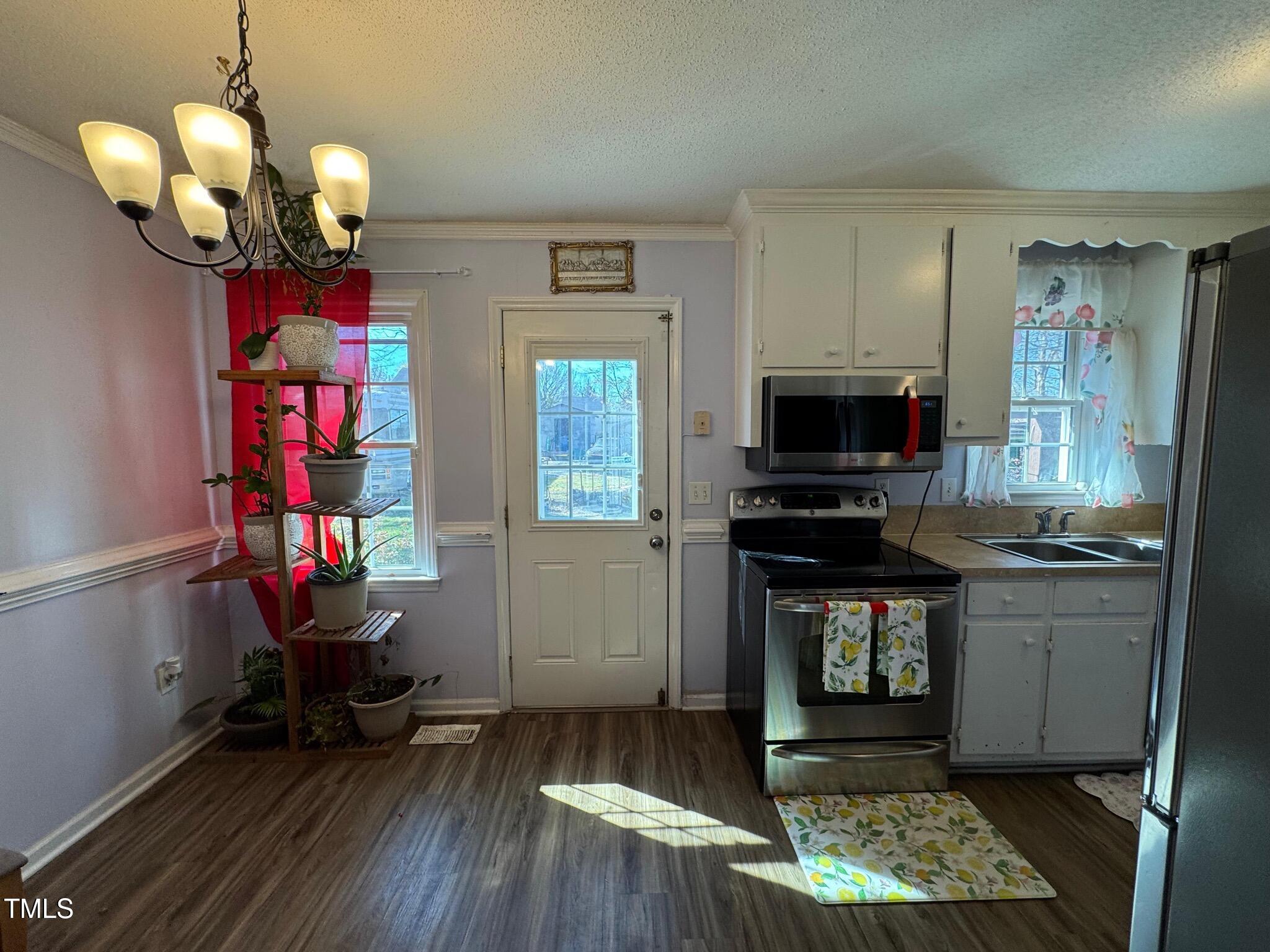 472 Cedar Lane