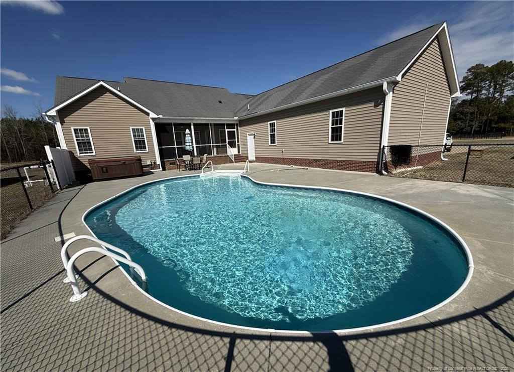 5640 Saddleback Trail