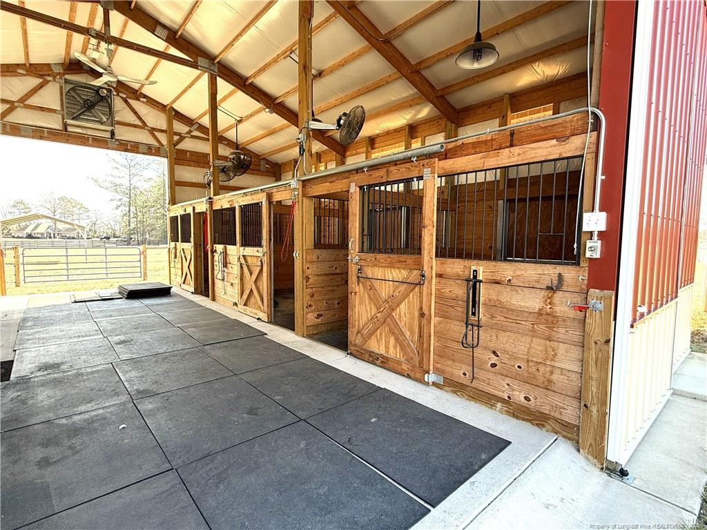 5640 Saddleback Trail