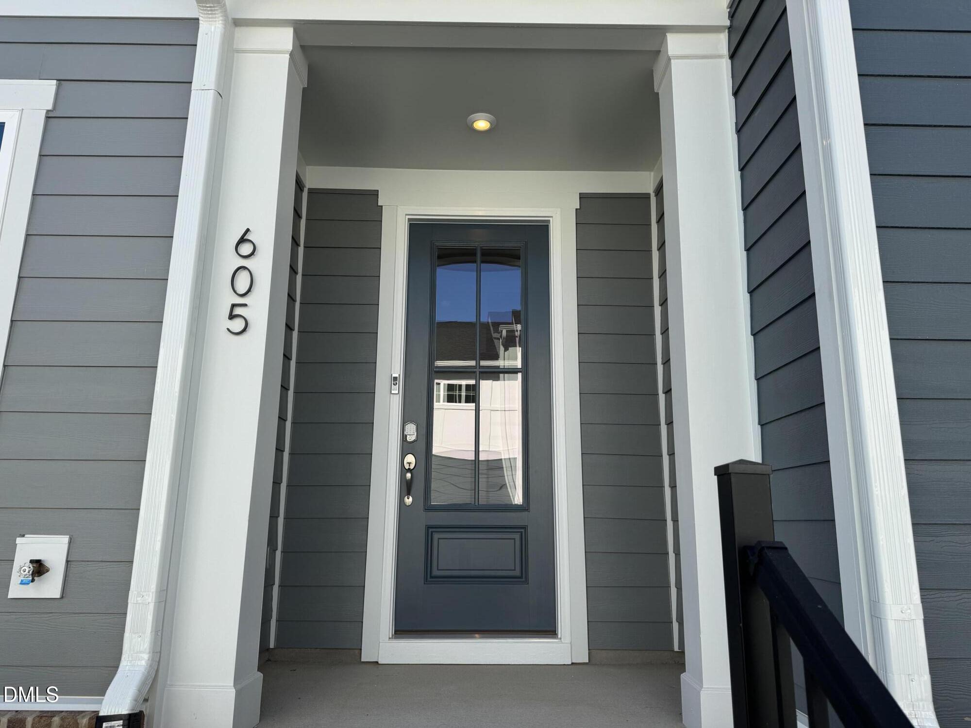 605 Brackenberry Alley