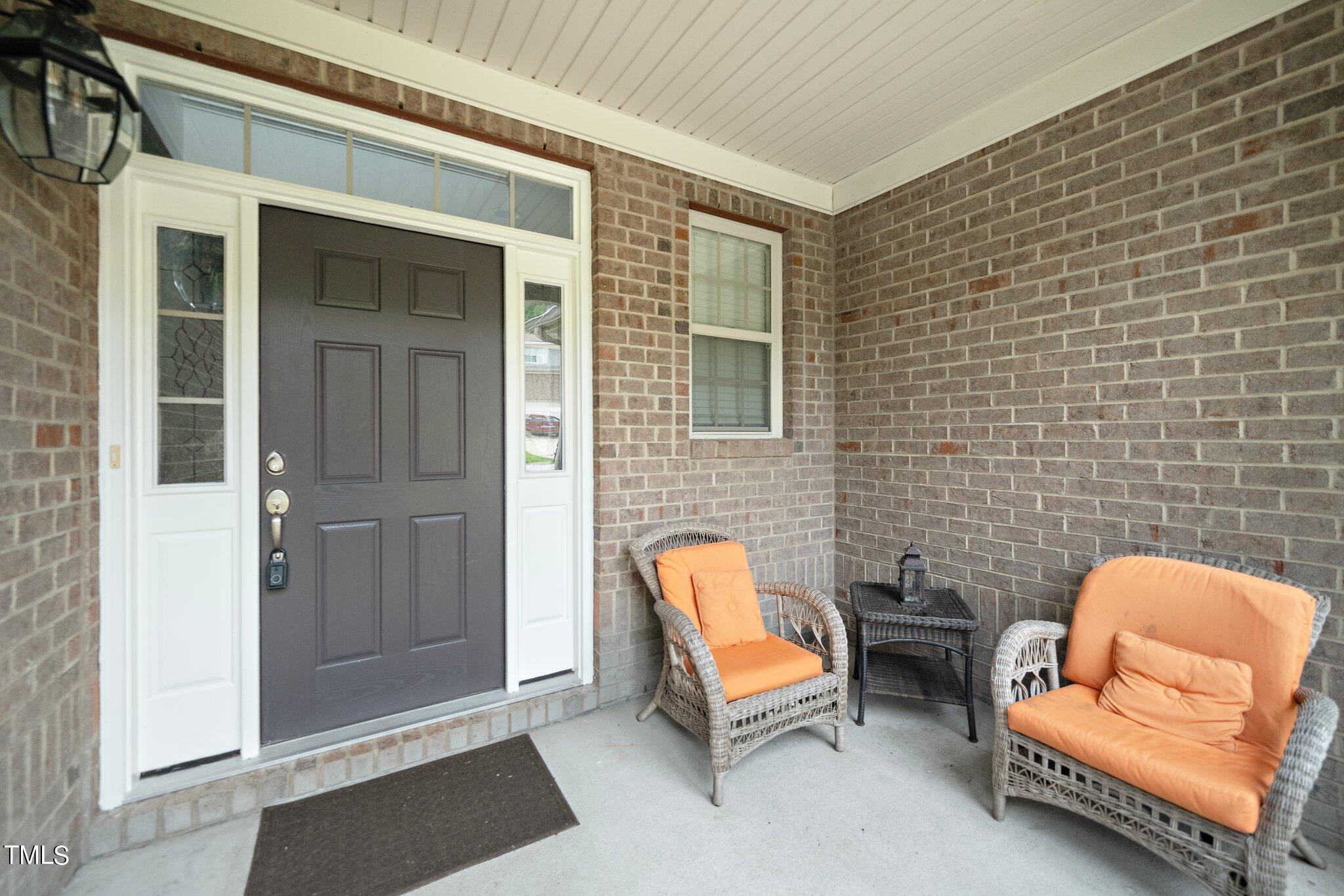 378 Oak Alley Trail