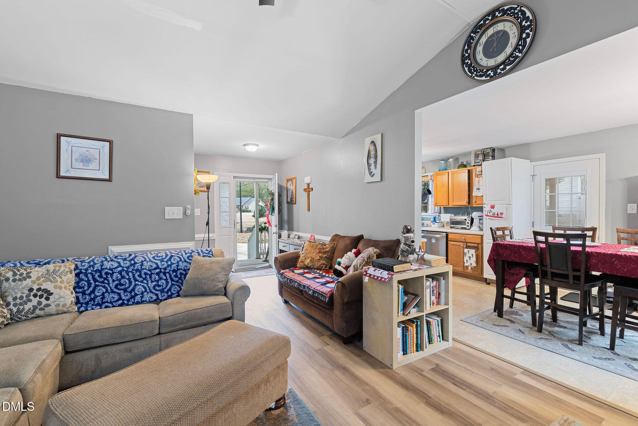 35 S Dandelion Green Court