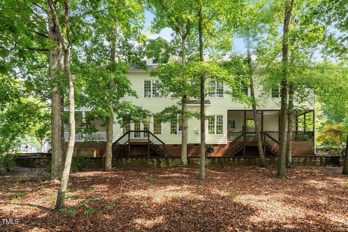 405 Commons Walk Circle