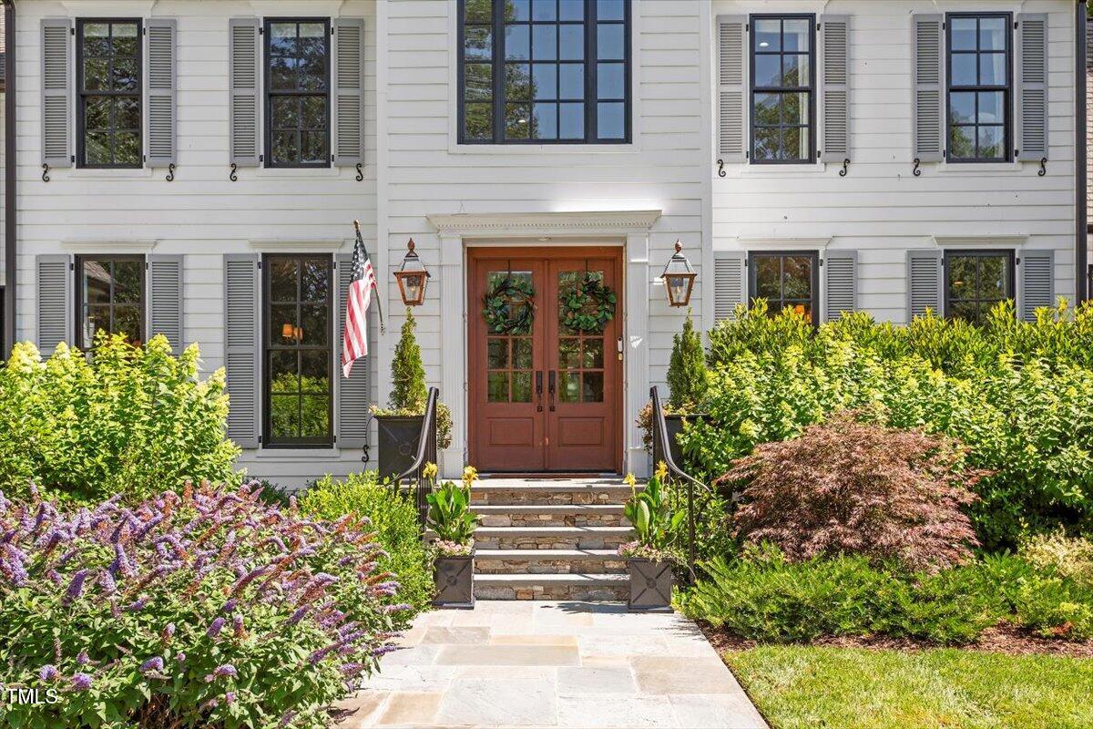 1054 Canterbury Lane