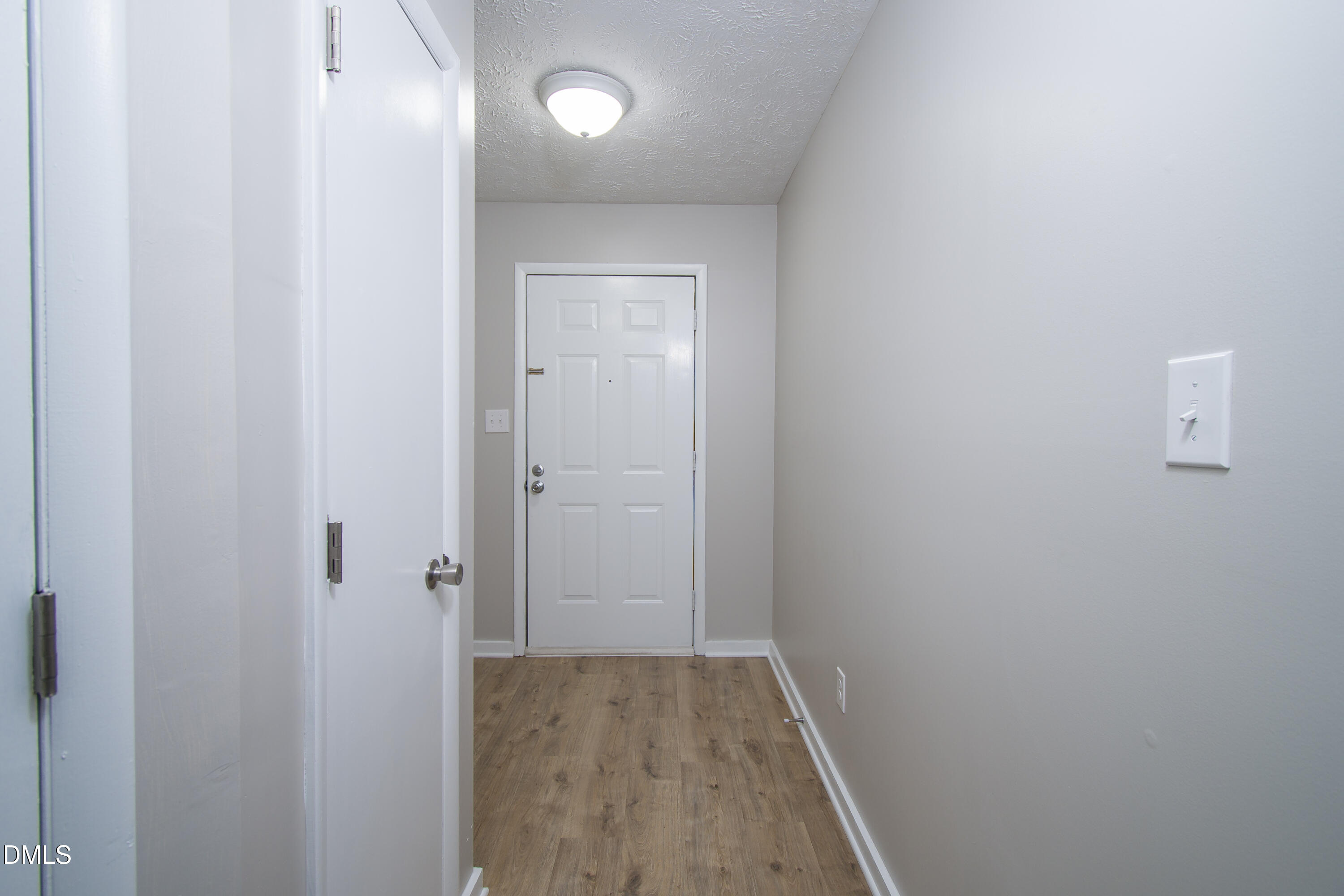 1037 Hempstede Drive