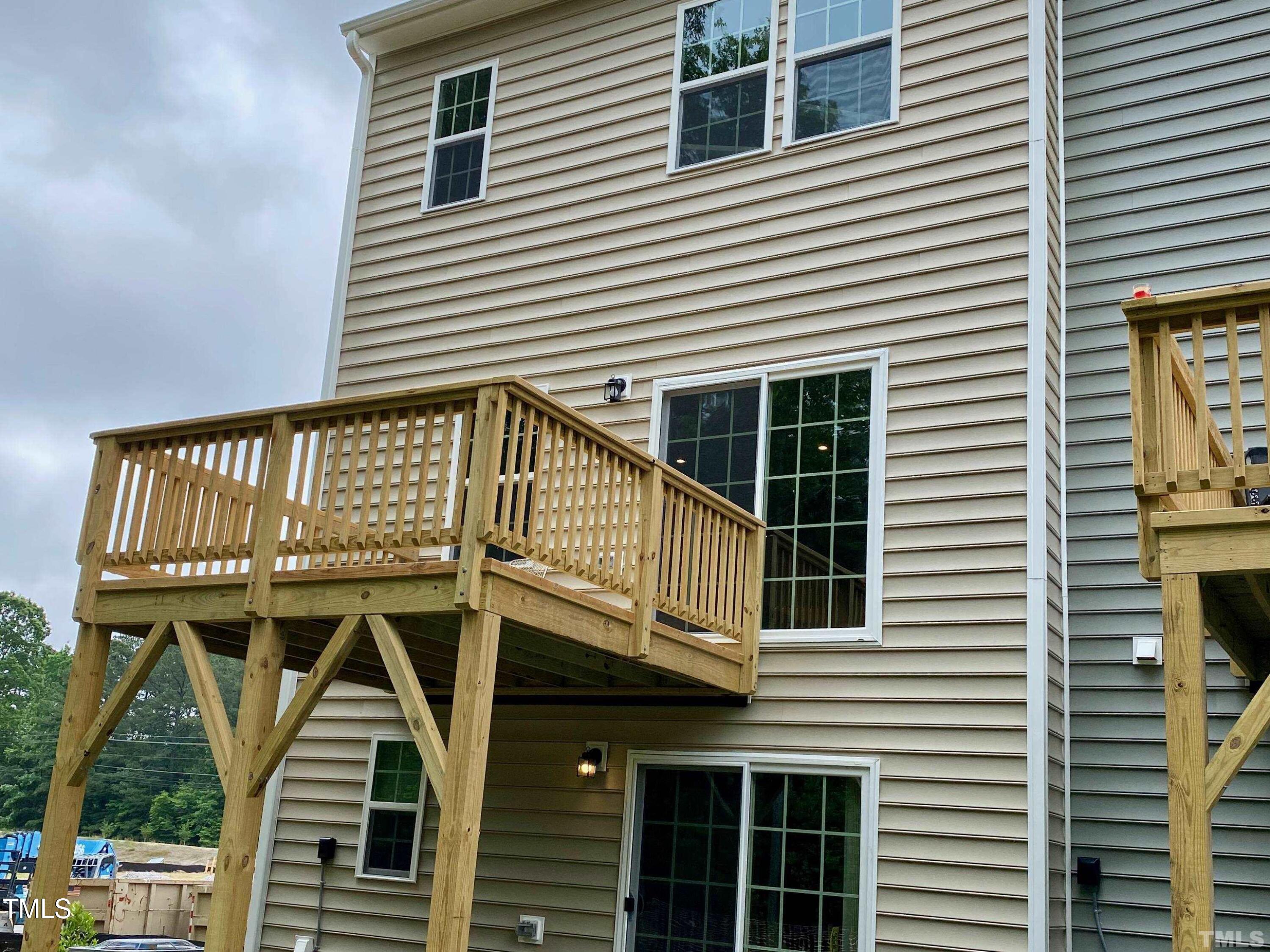 Photo 3 of 35 of 6627 Pathfinder Way townhome