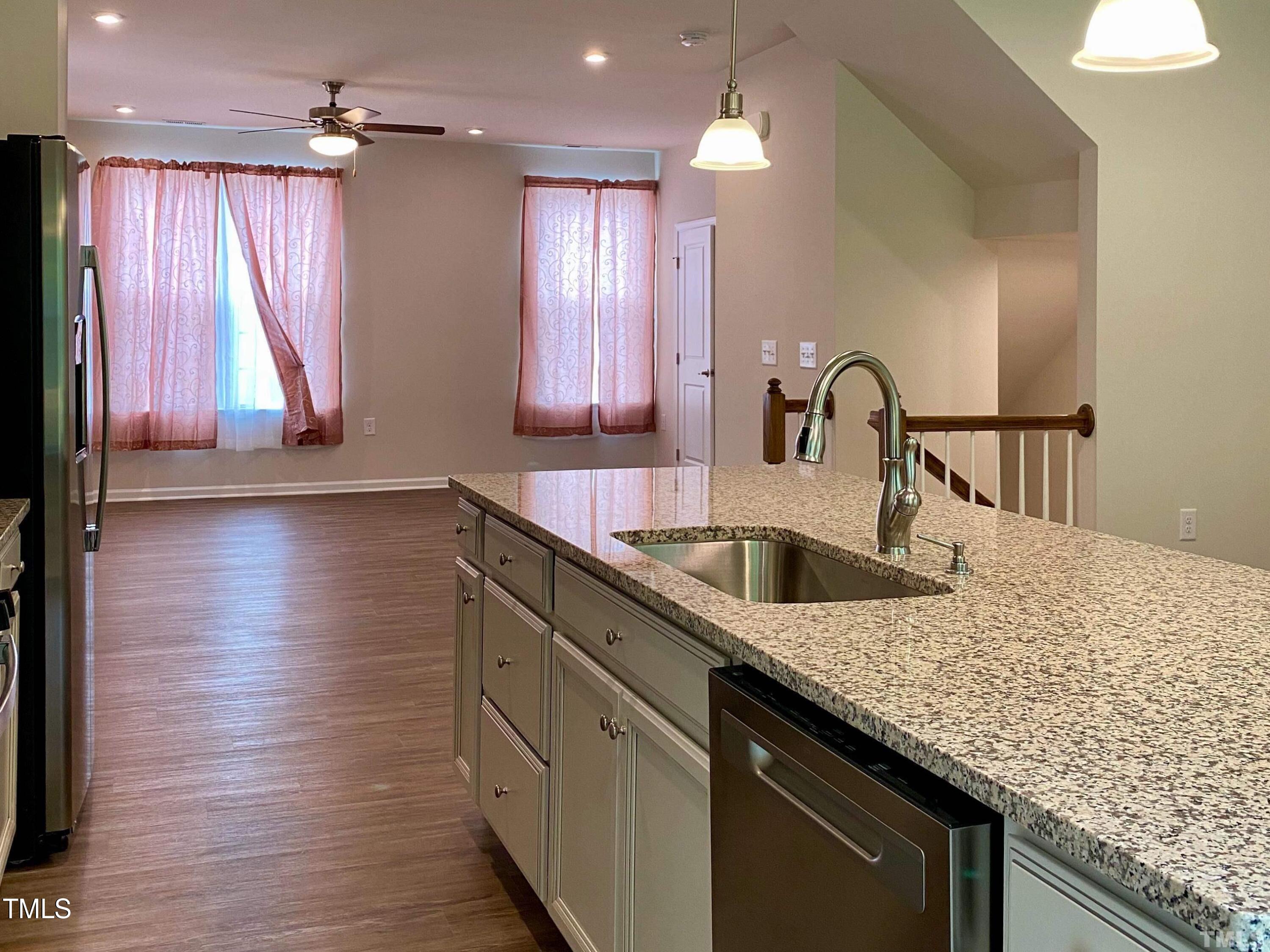 Photo 9 of 35 of 6627 Pathfinder Way townhome