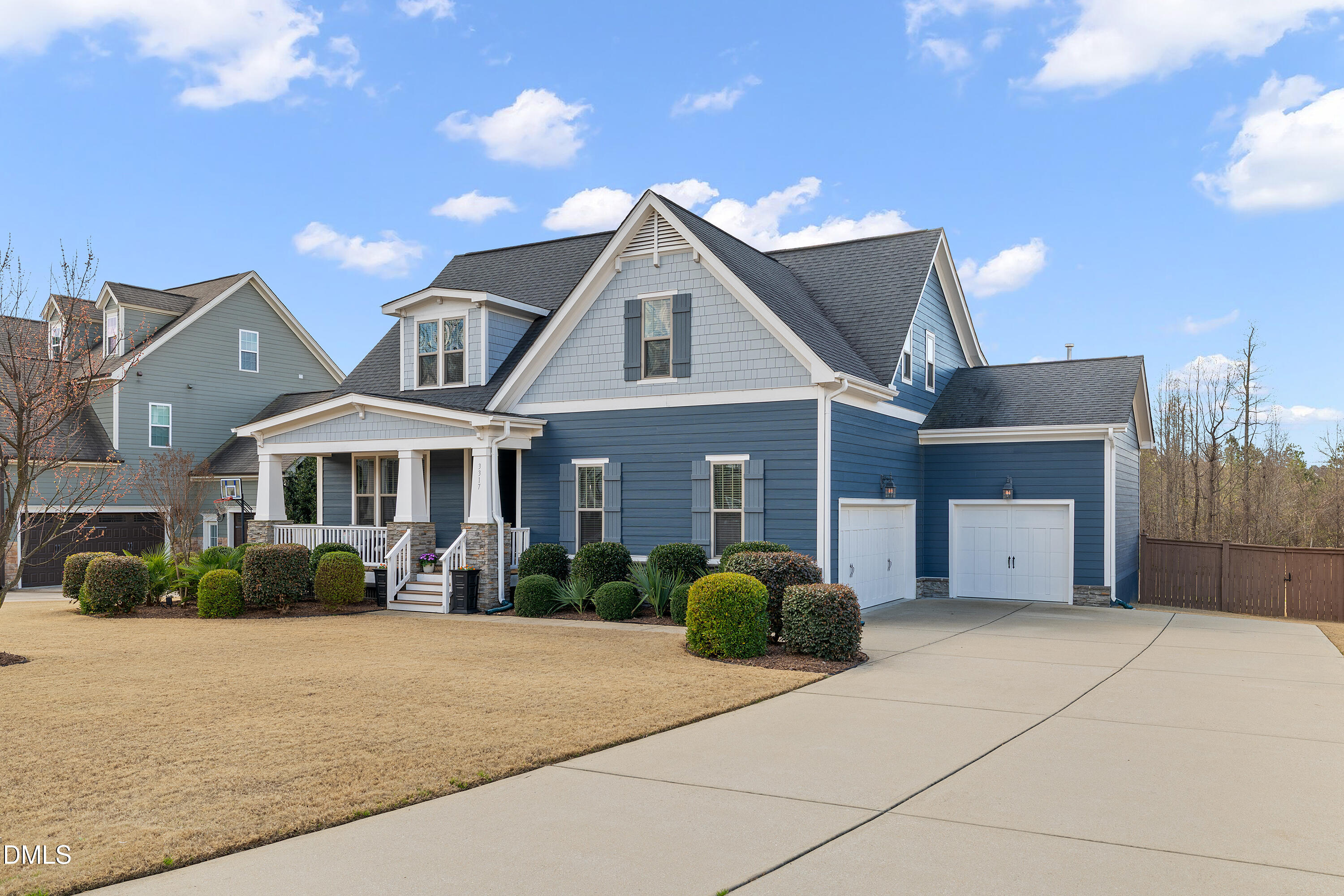 3317 Heathrowe Grove Court