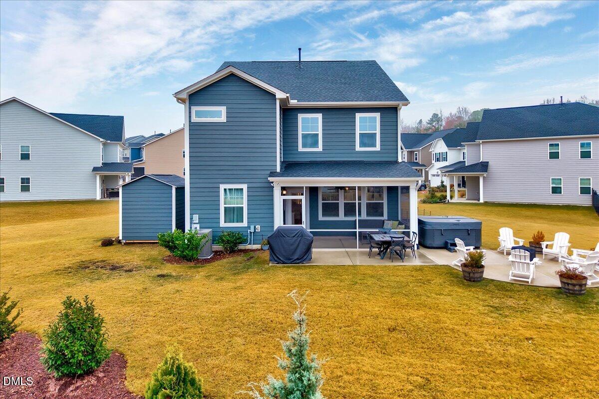 1600 White Rose Lane