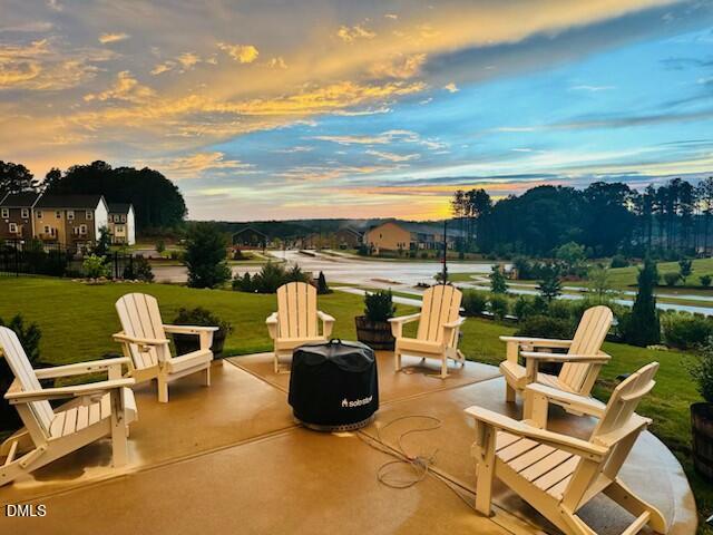 1600 White Rose Lane