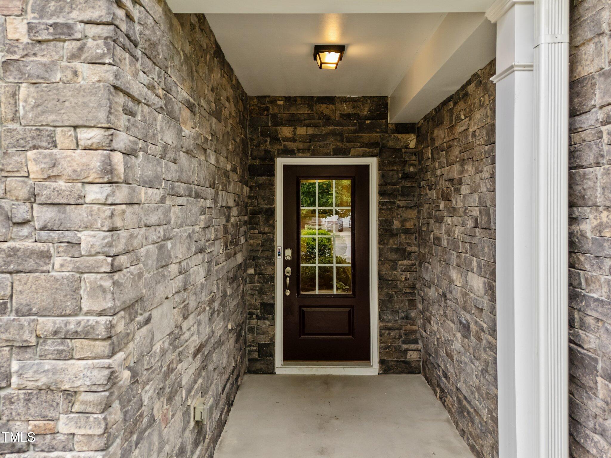 640 Barneswyck Drive