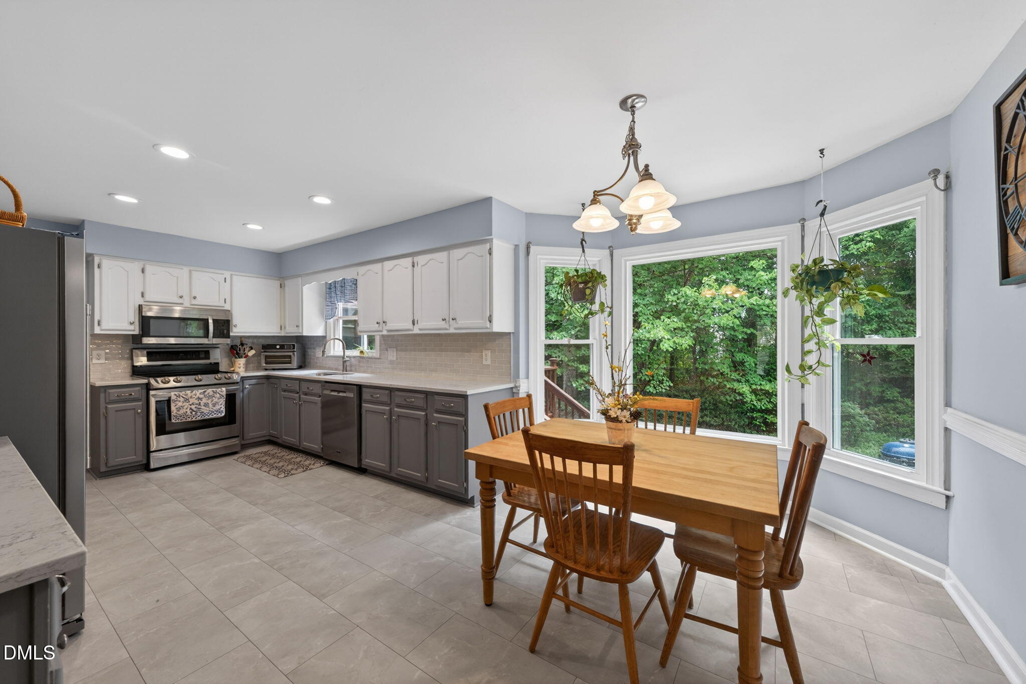 1104 Fallen Oak Drive