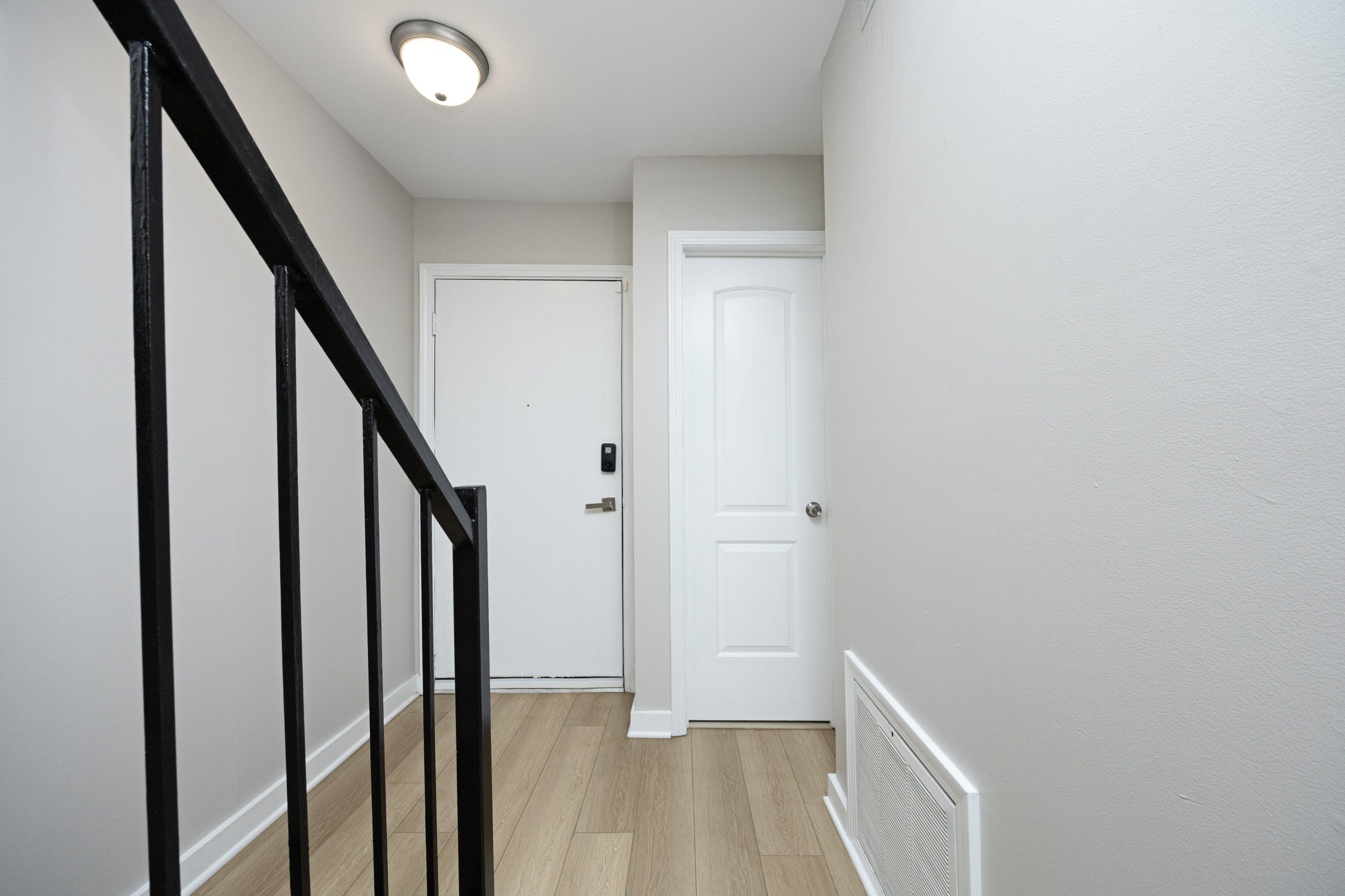 220 Elizabeth Street D9
