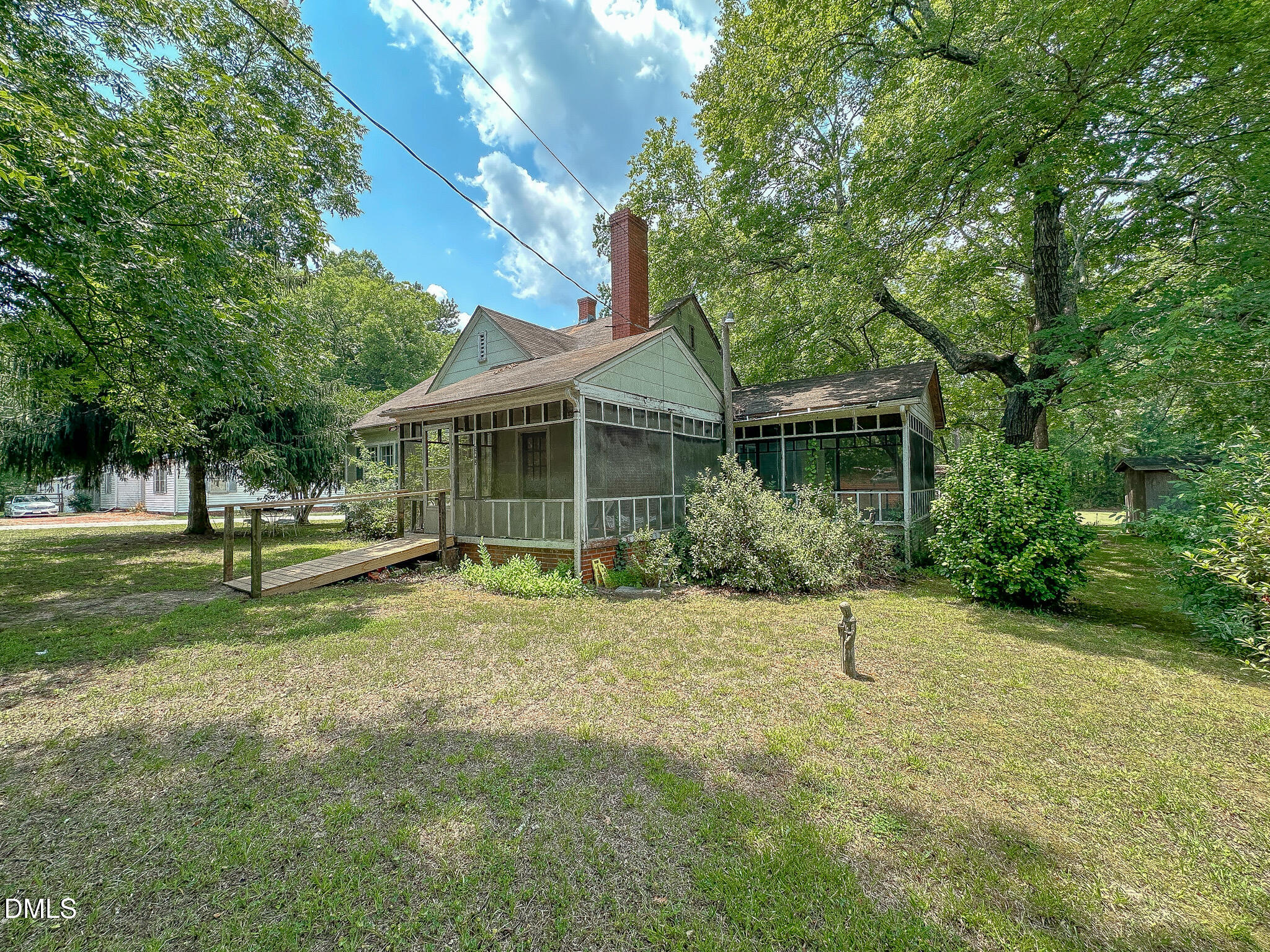208 Elm Street