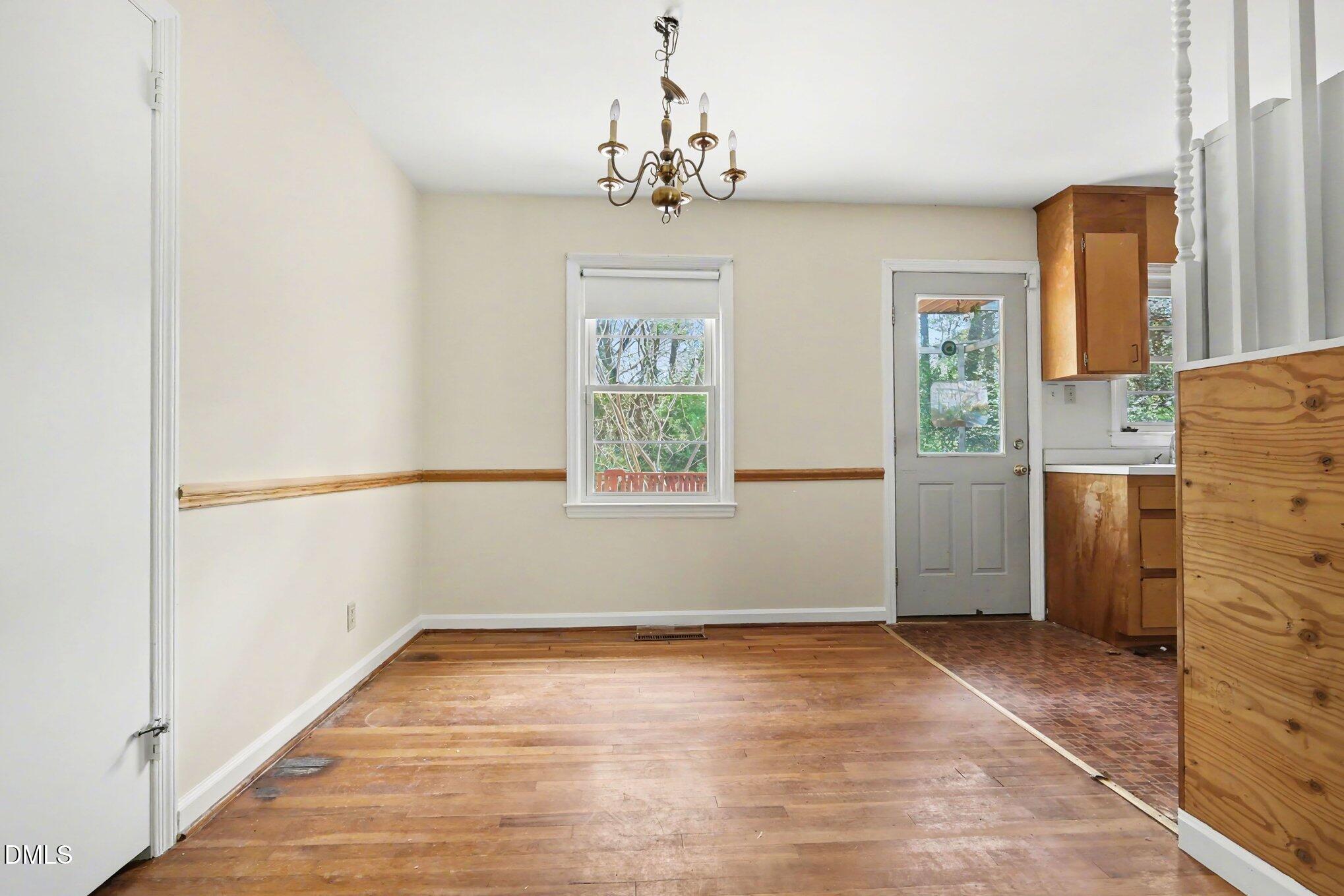 2506 Crestline Avenue