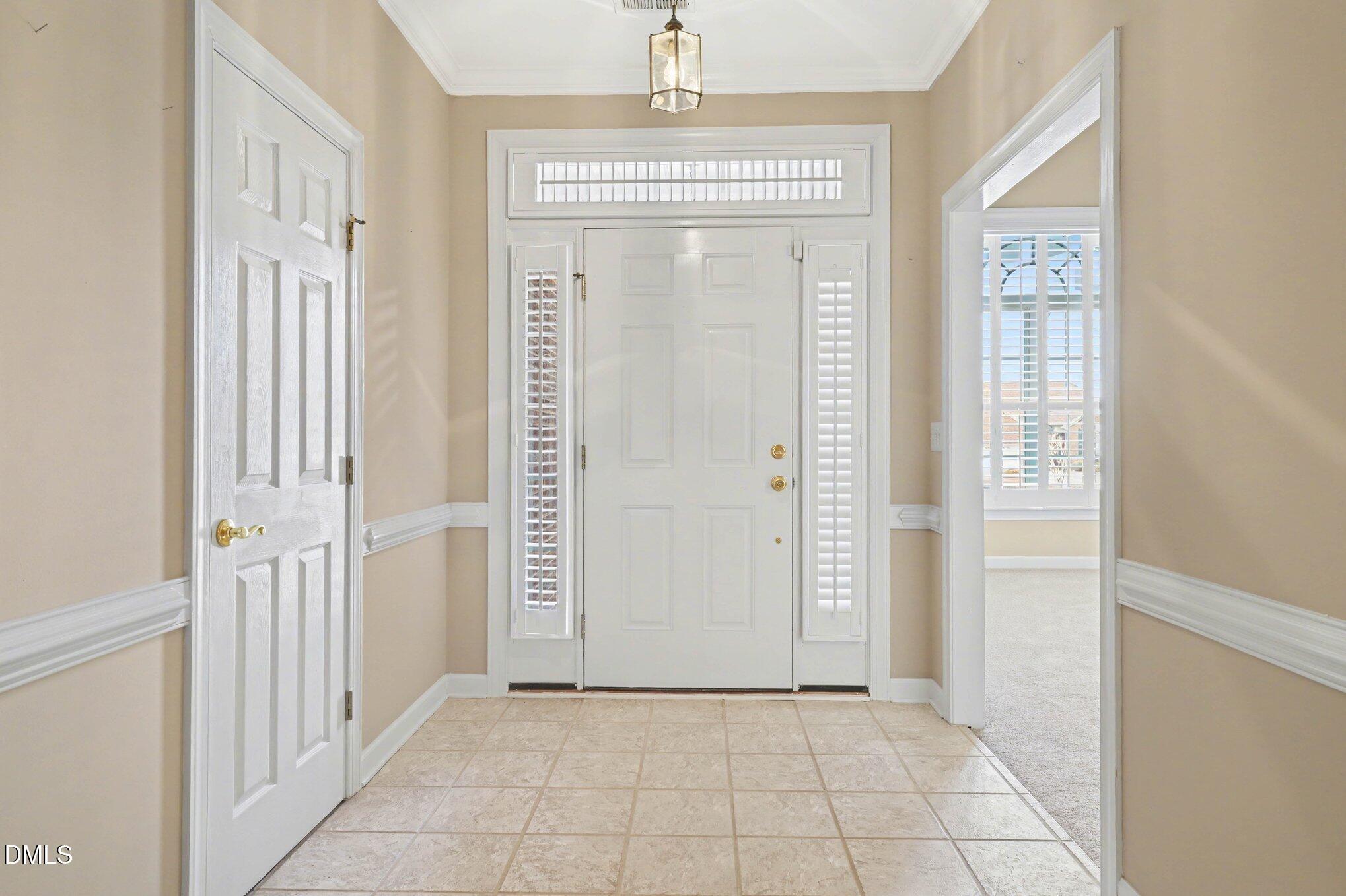 200 Commonsgate Drive