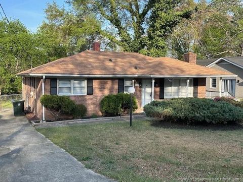 1702 Edgecombe Avenue Fayetteville NC 28301