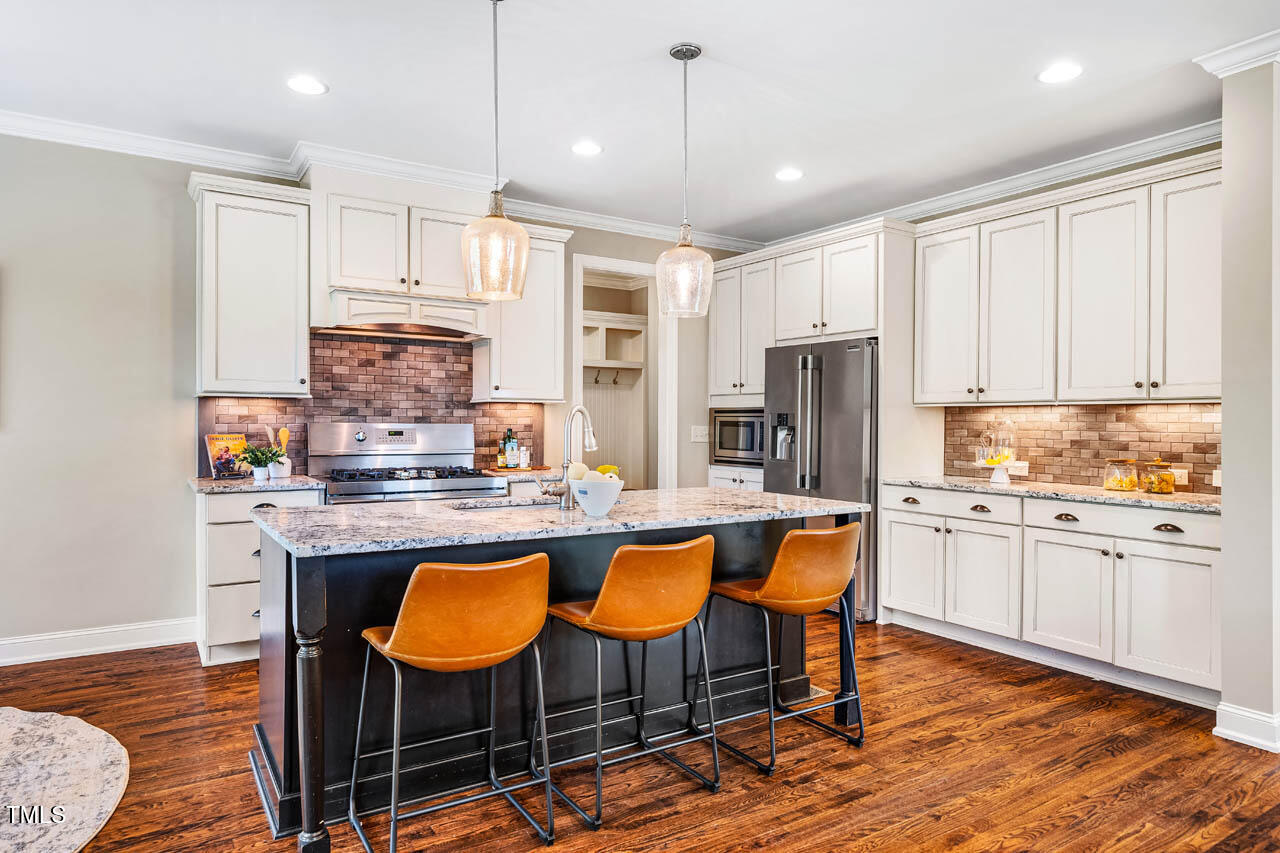 610 Bennett Mountain