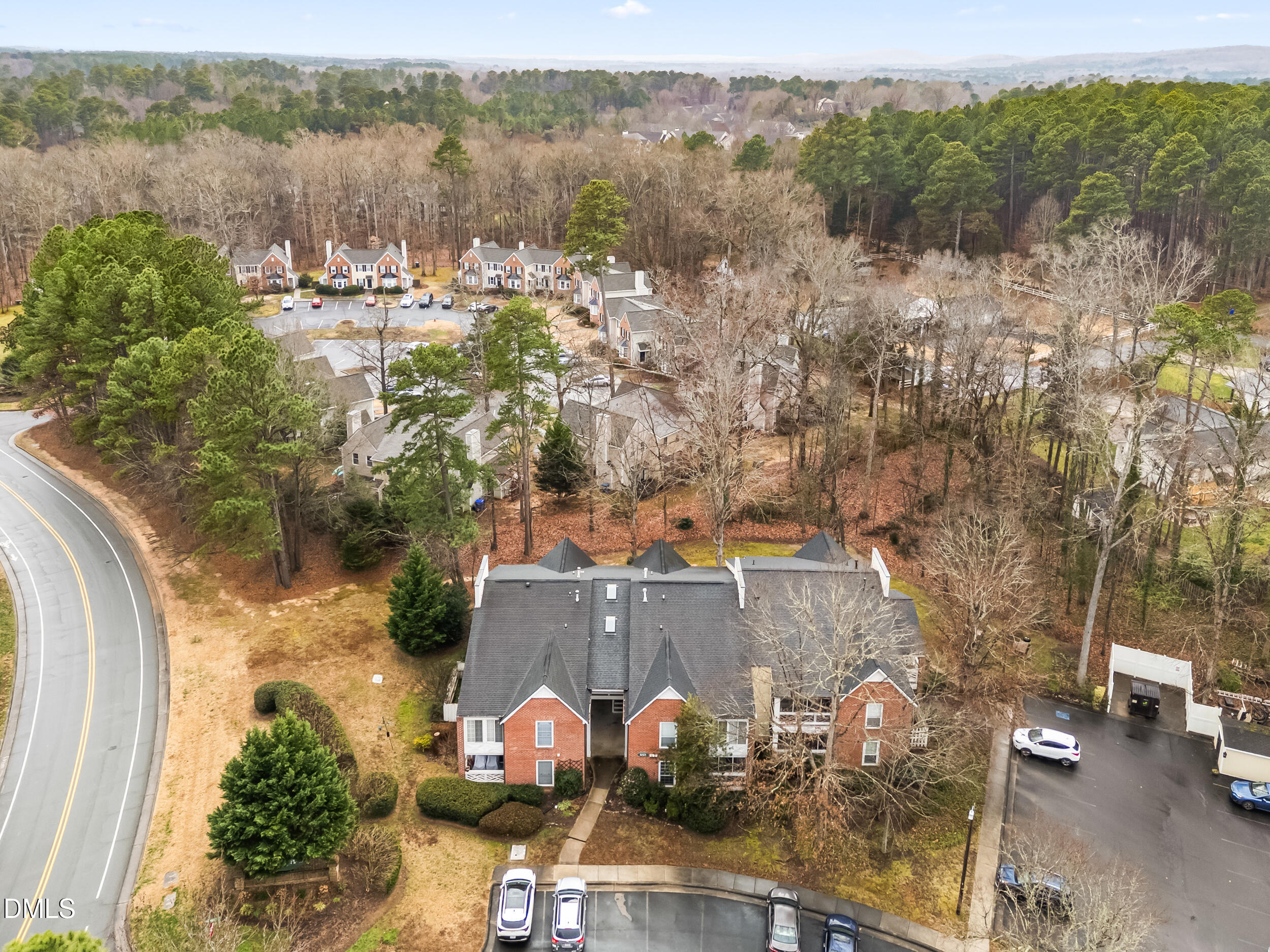 1001 Kingswood Drive J