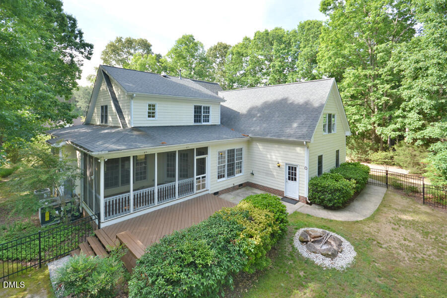 5933 Two Pines Trail