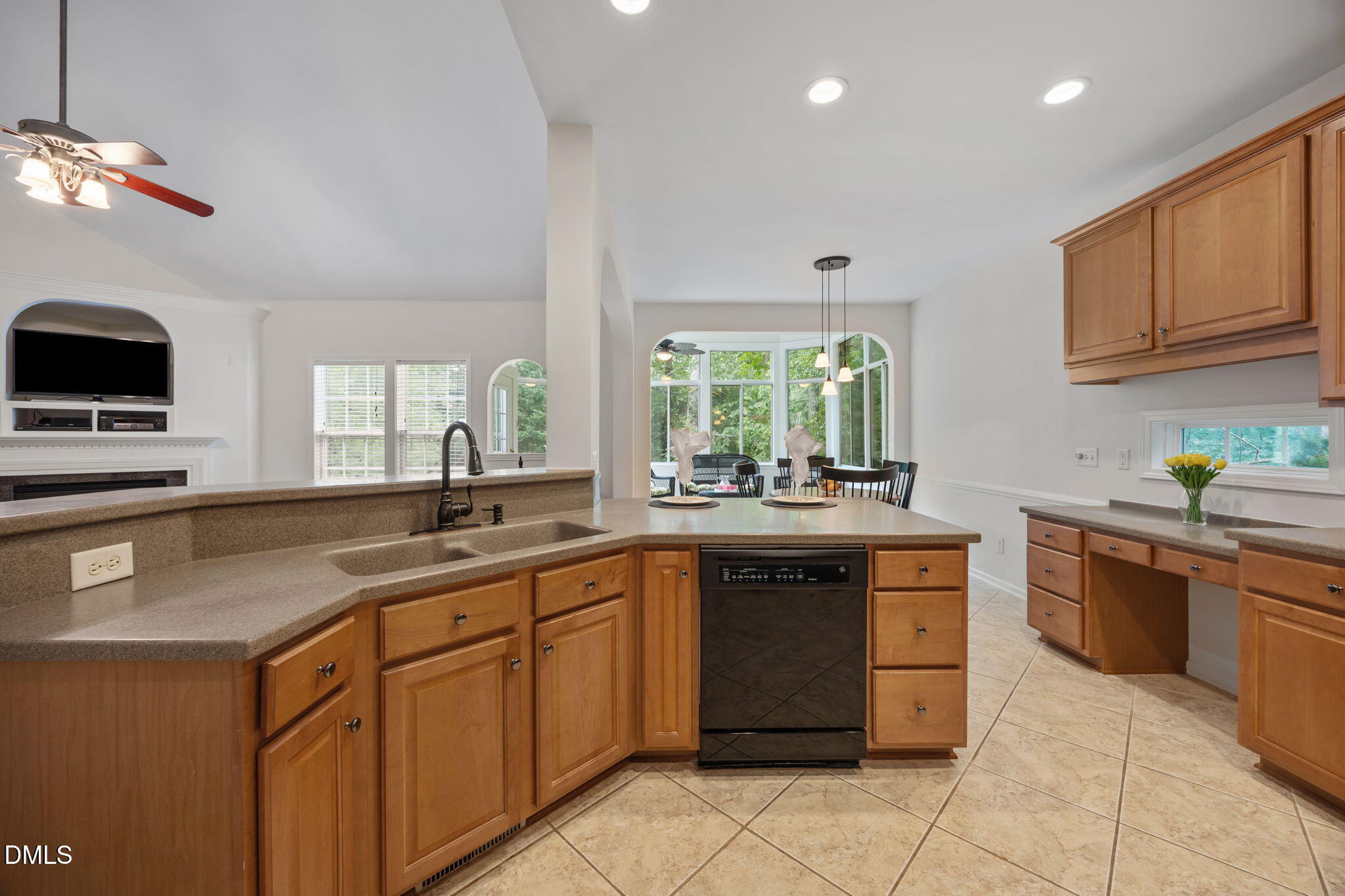 2603 Oleander Drive