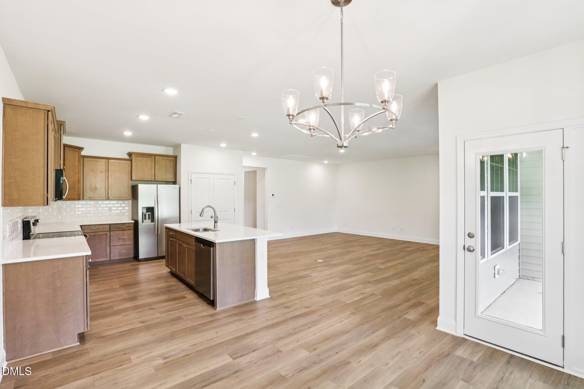 552 Hipwood Drive