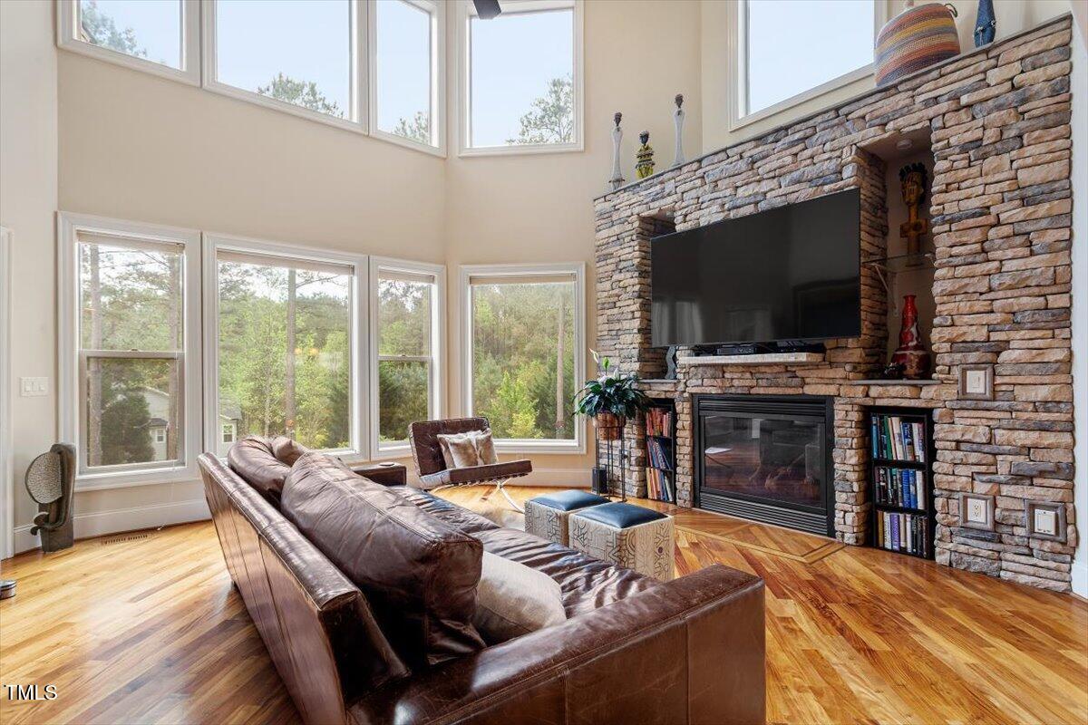 11 Swallow Tail Court