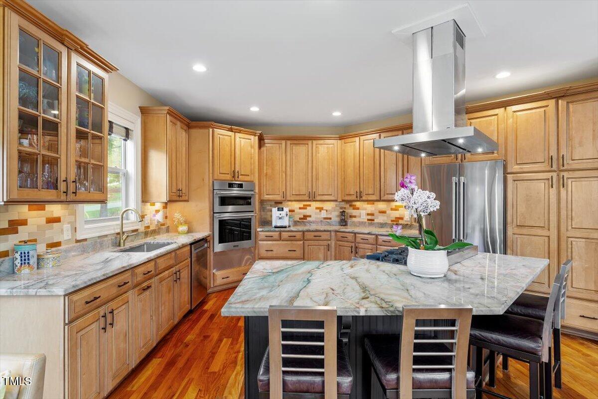 11 Swallow Tail Court