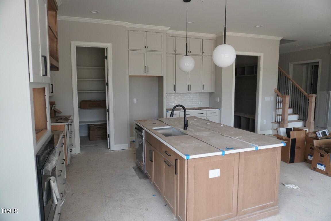 160 Summerlin Drive