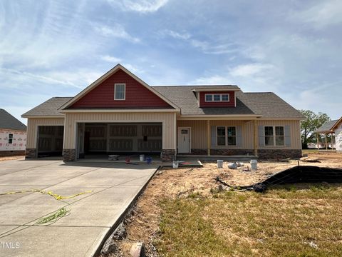 76 Royal Avenue Selma NC 27576