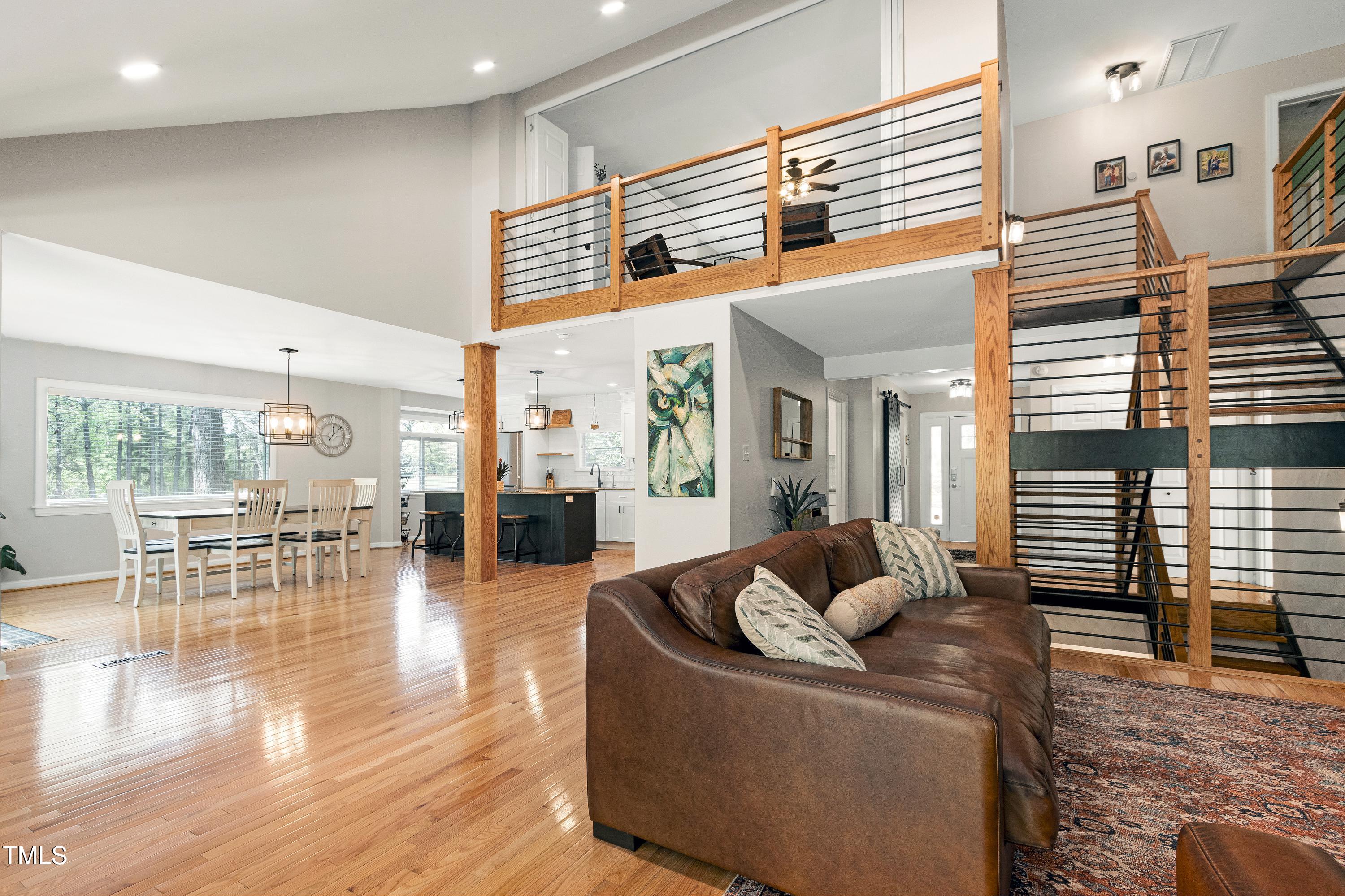 831 Healey Lane