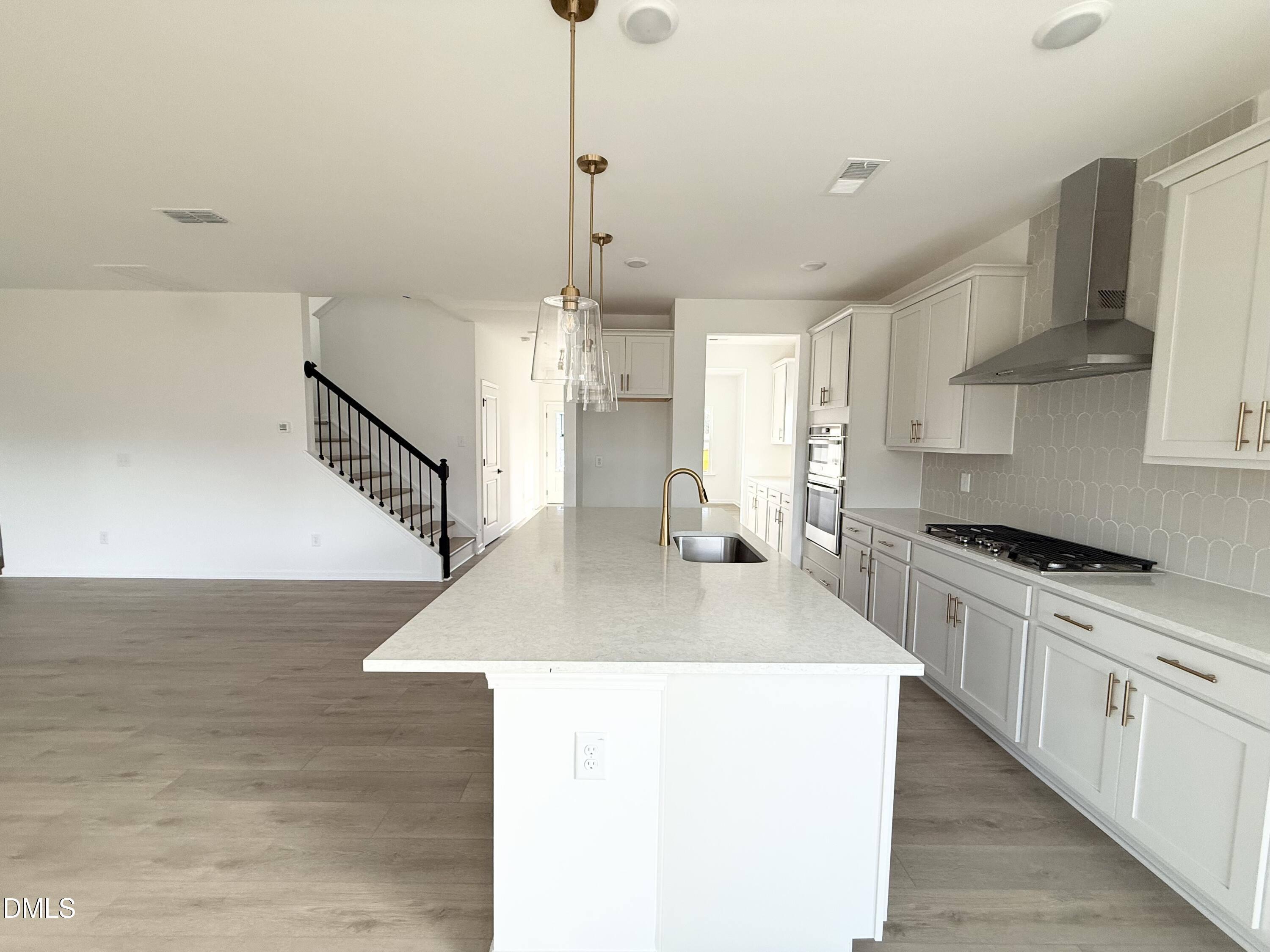 2208 Seraphic Way 381