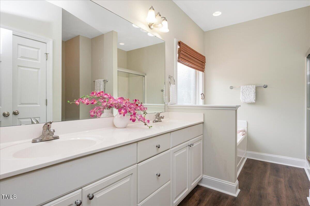 Wendell, North Carolina 27591, United States, 3 Bedrooms Bedrooms, ,3 BathroomsBathrooms,Residential,Active,209034