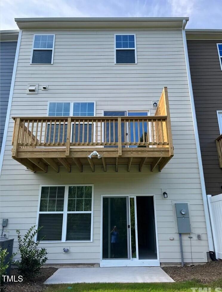 1009 Manorhaven Drive
