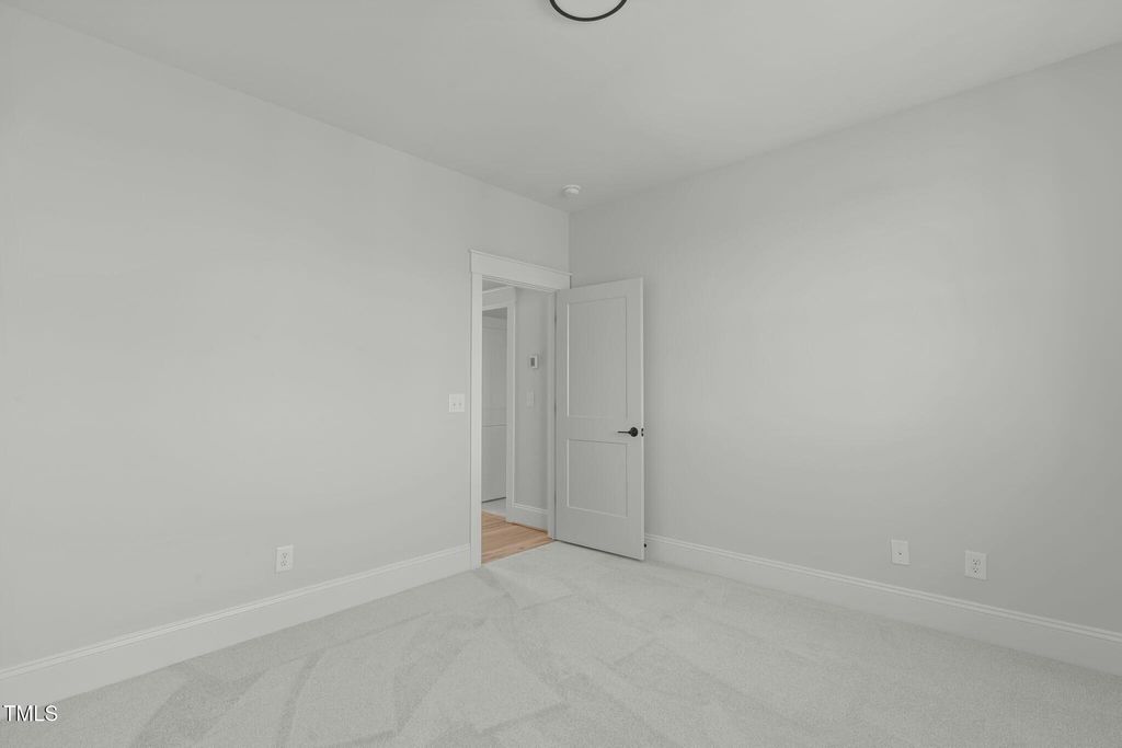 listing image 54