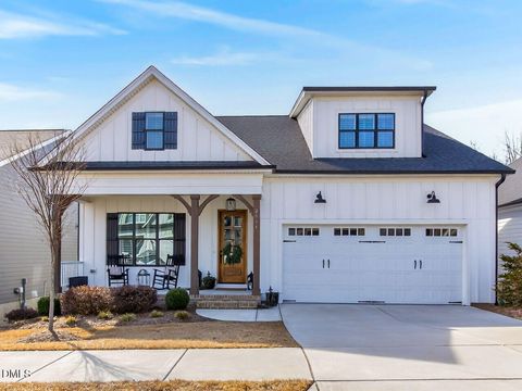 2904 Meadow Bluffs Way Fuquay Varina NC 27526