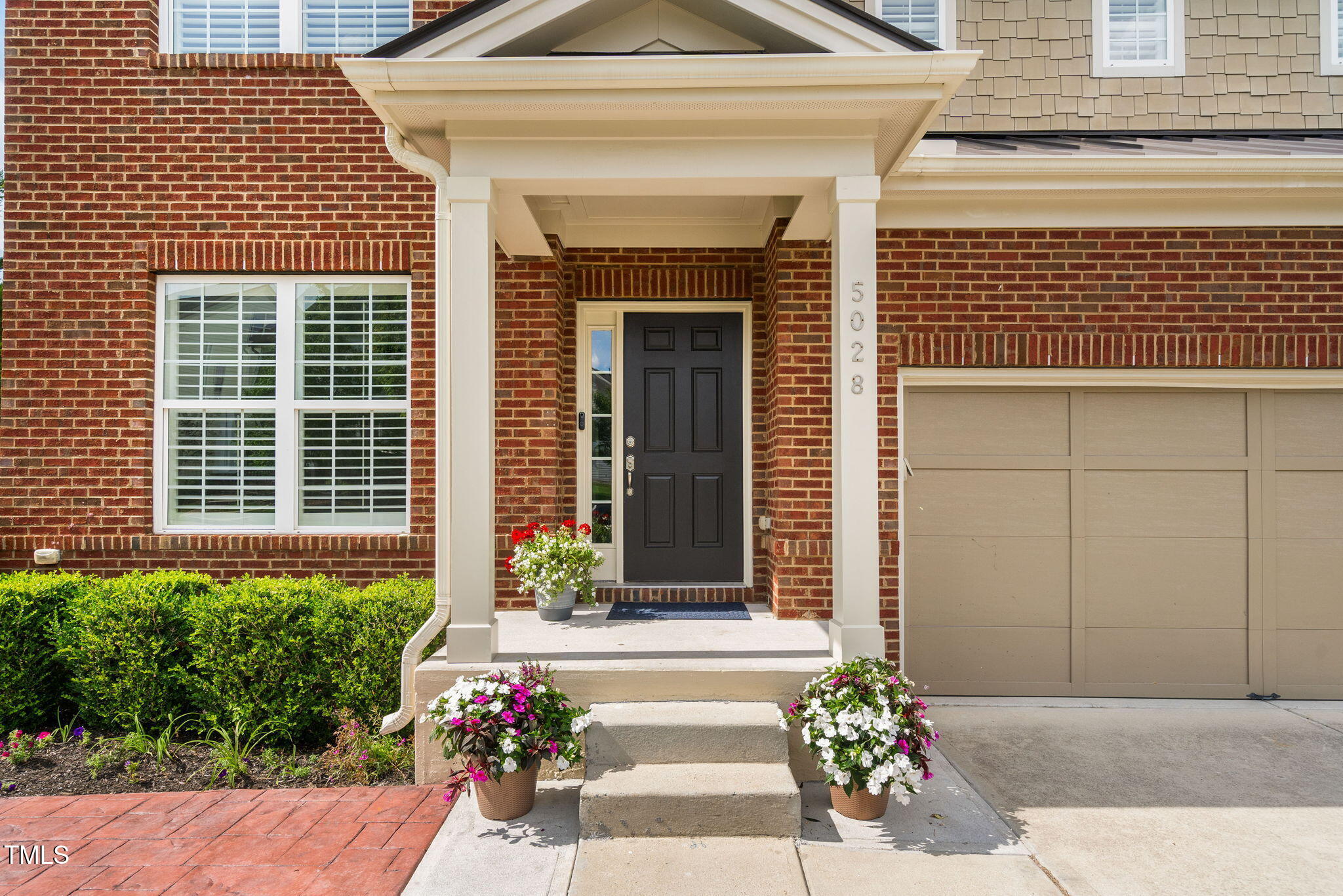 5028 Blue Jack Oak Drive