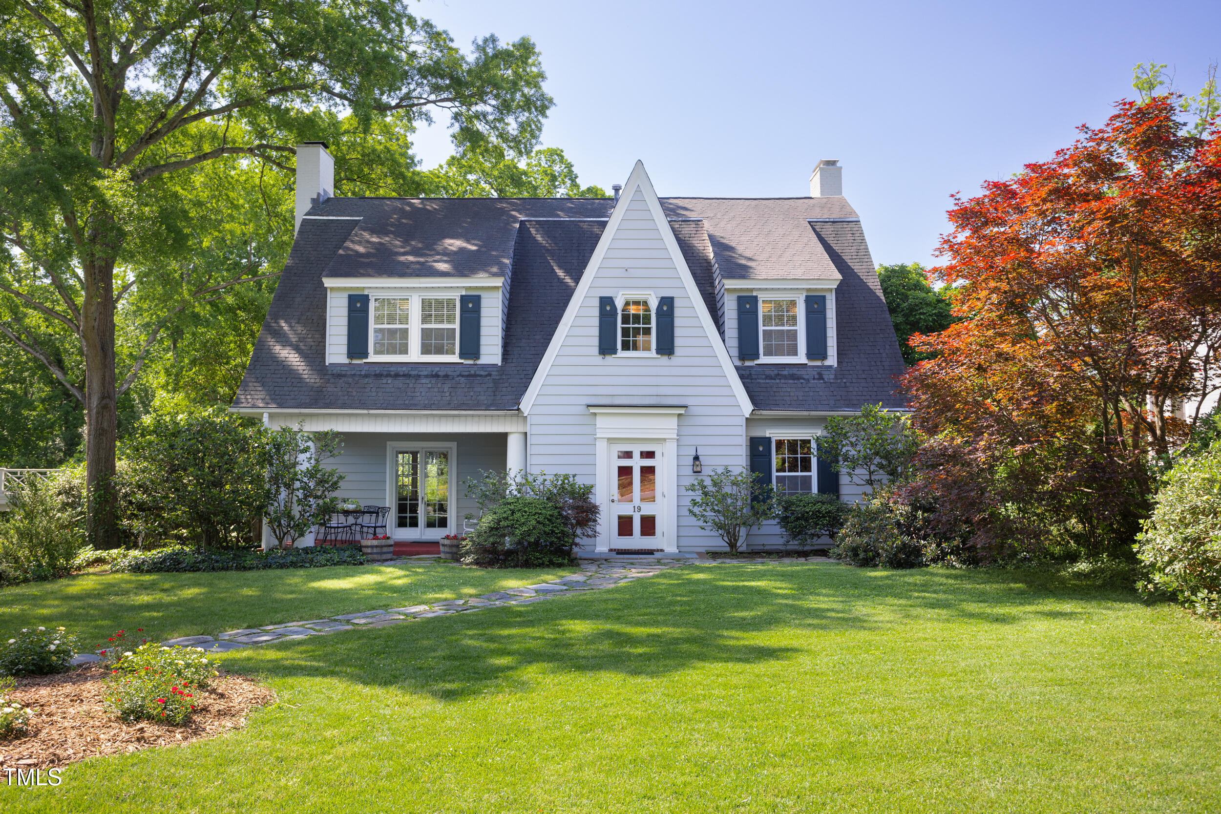 19 Oak Drive