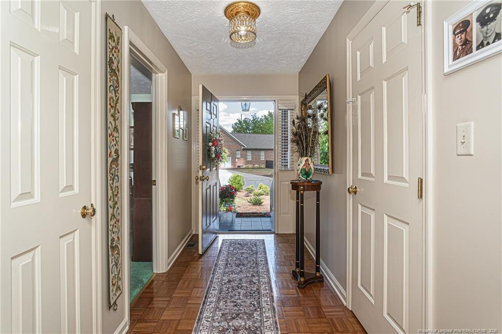 2923 Rosecroft Drive