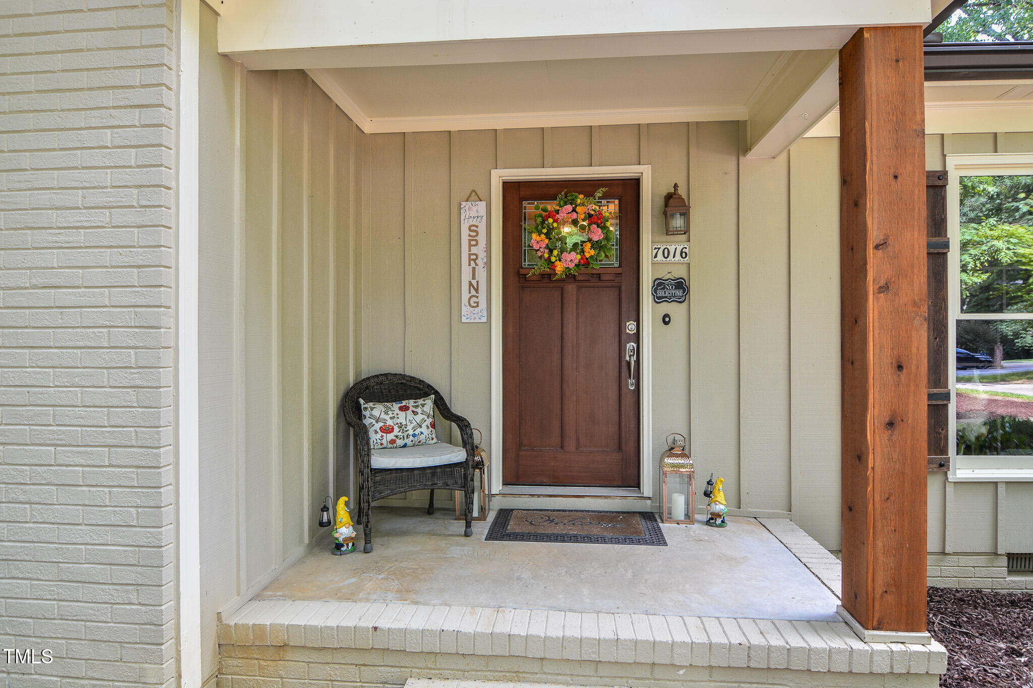 7016 Valley Drive
