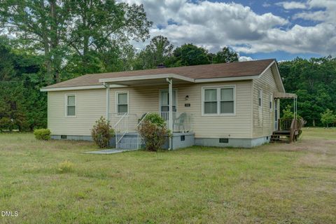 9932 Straight Gate Road Whitakers NC 27891