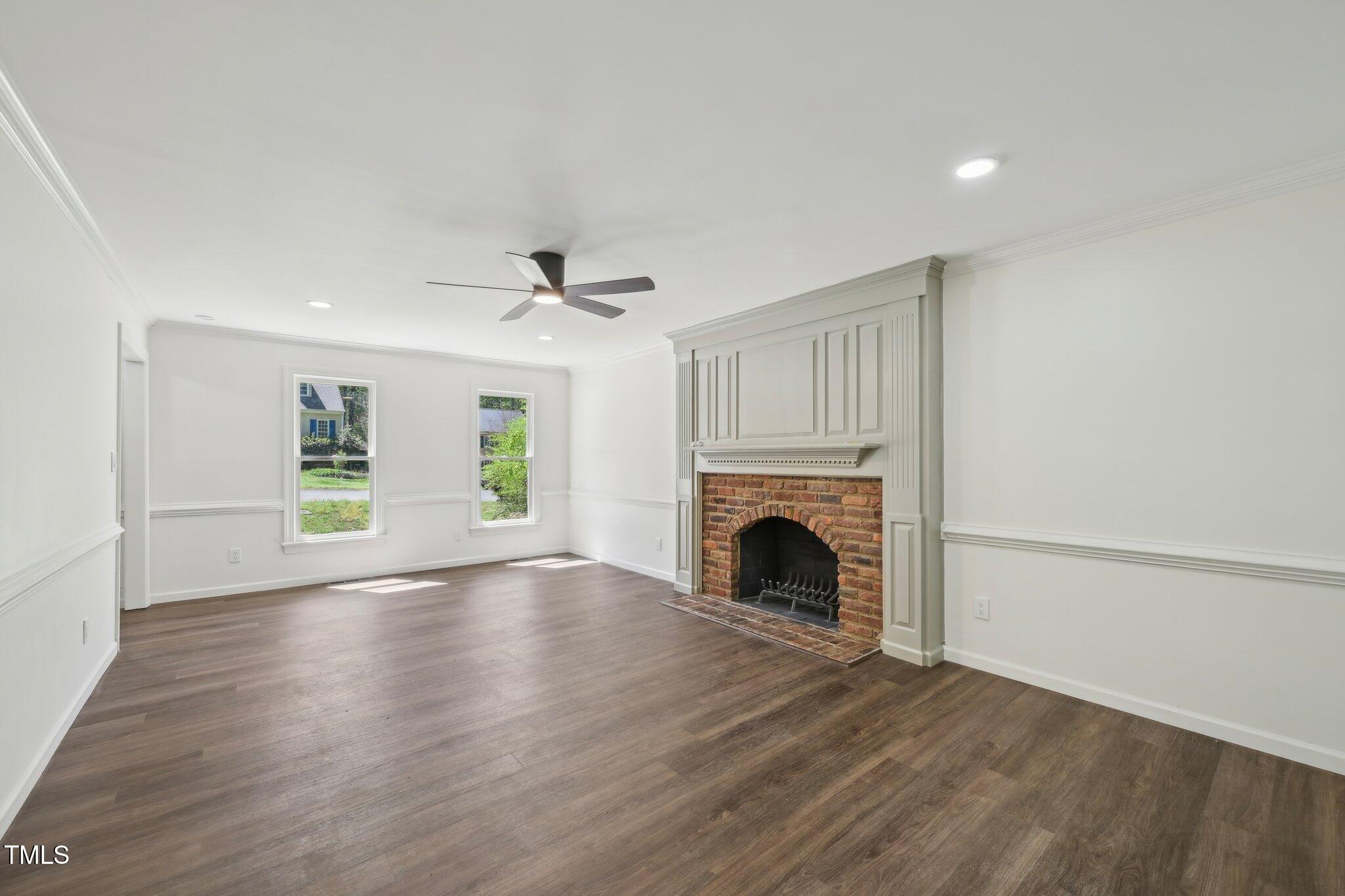 14 W Bridlewood Trail