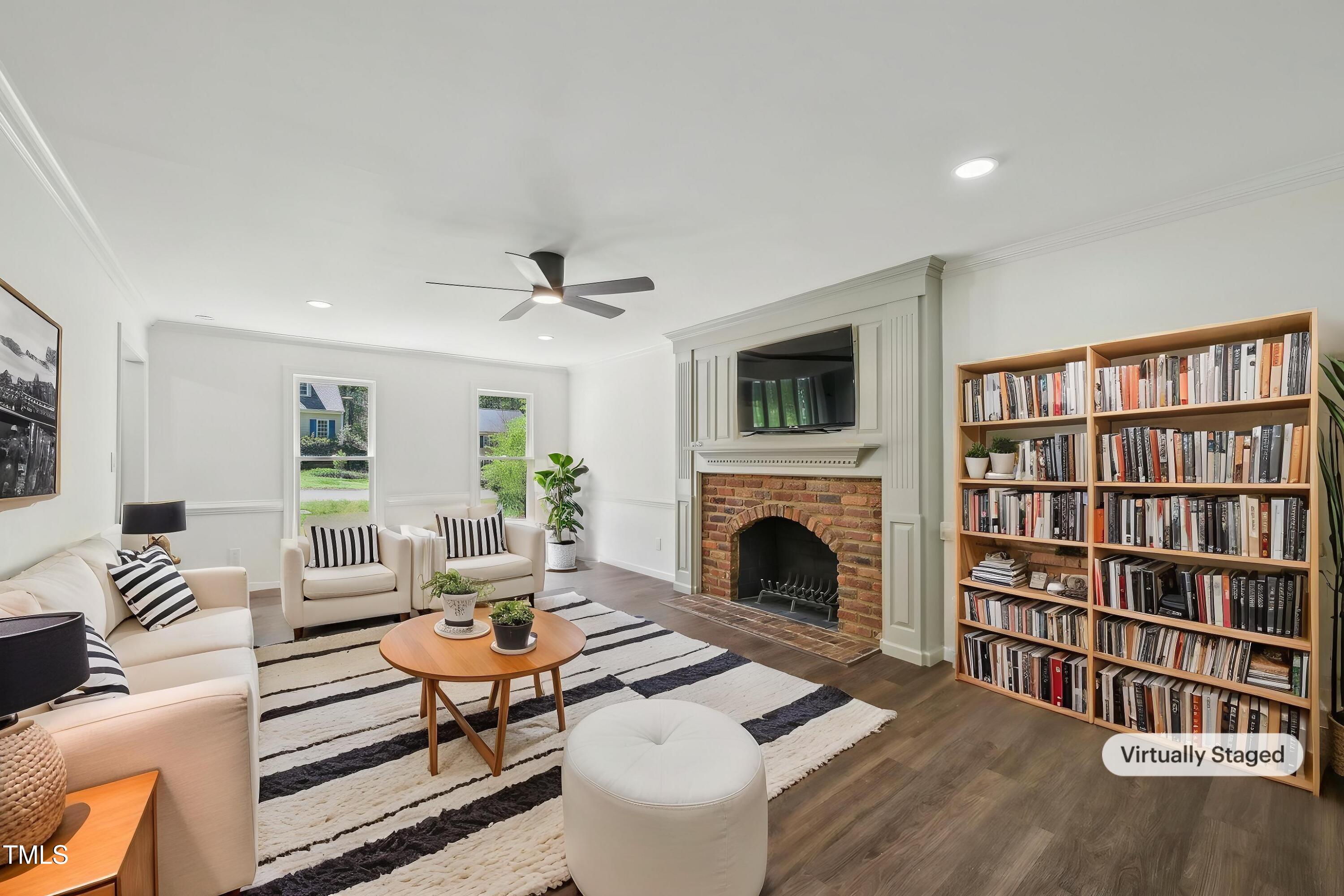 14 W Bridlewood Trail