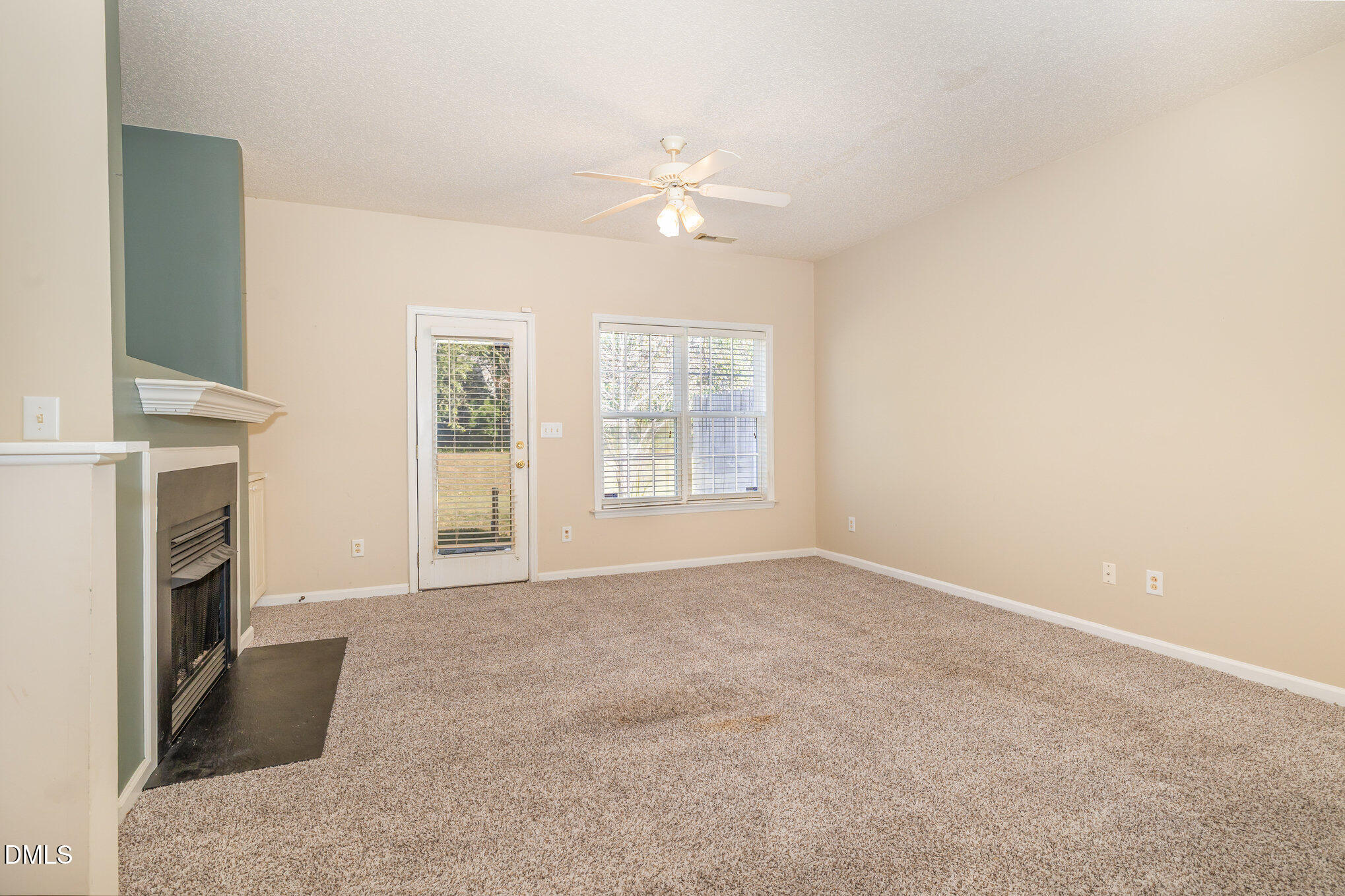 2116 Metacomet Way