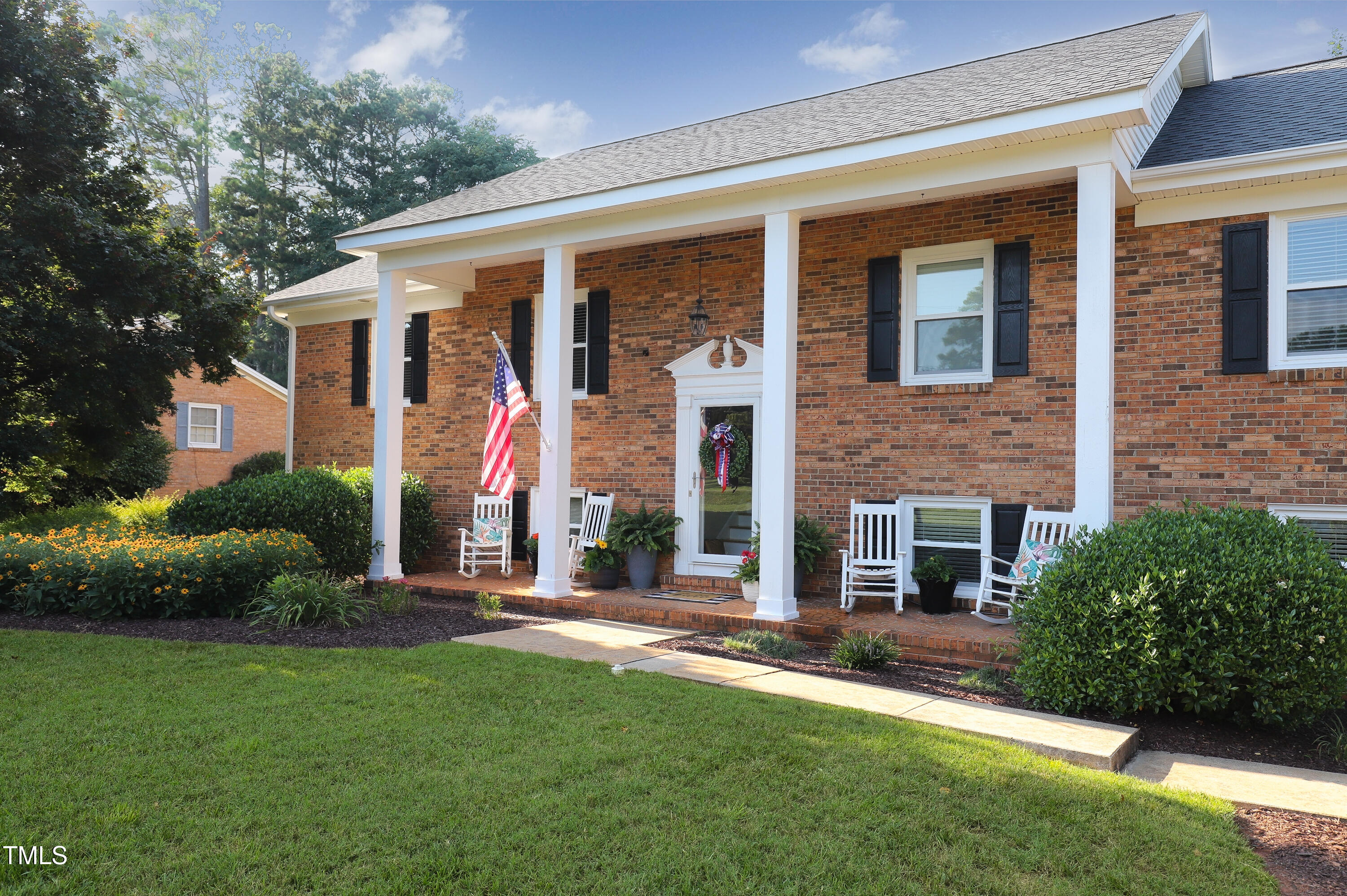 1008 A Driftwood Drive