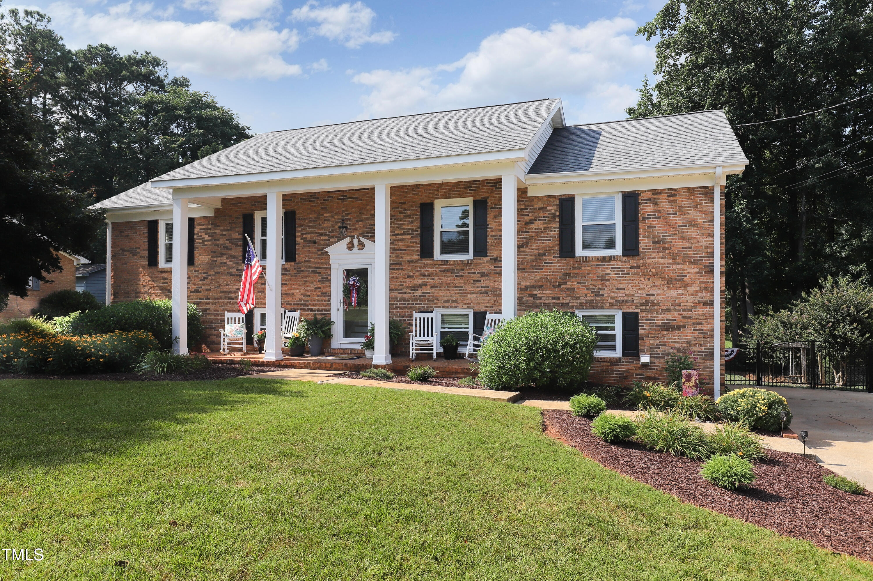 1008 A Driftwood Drive