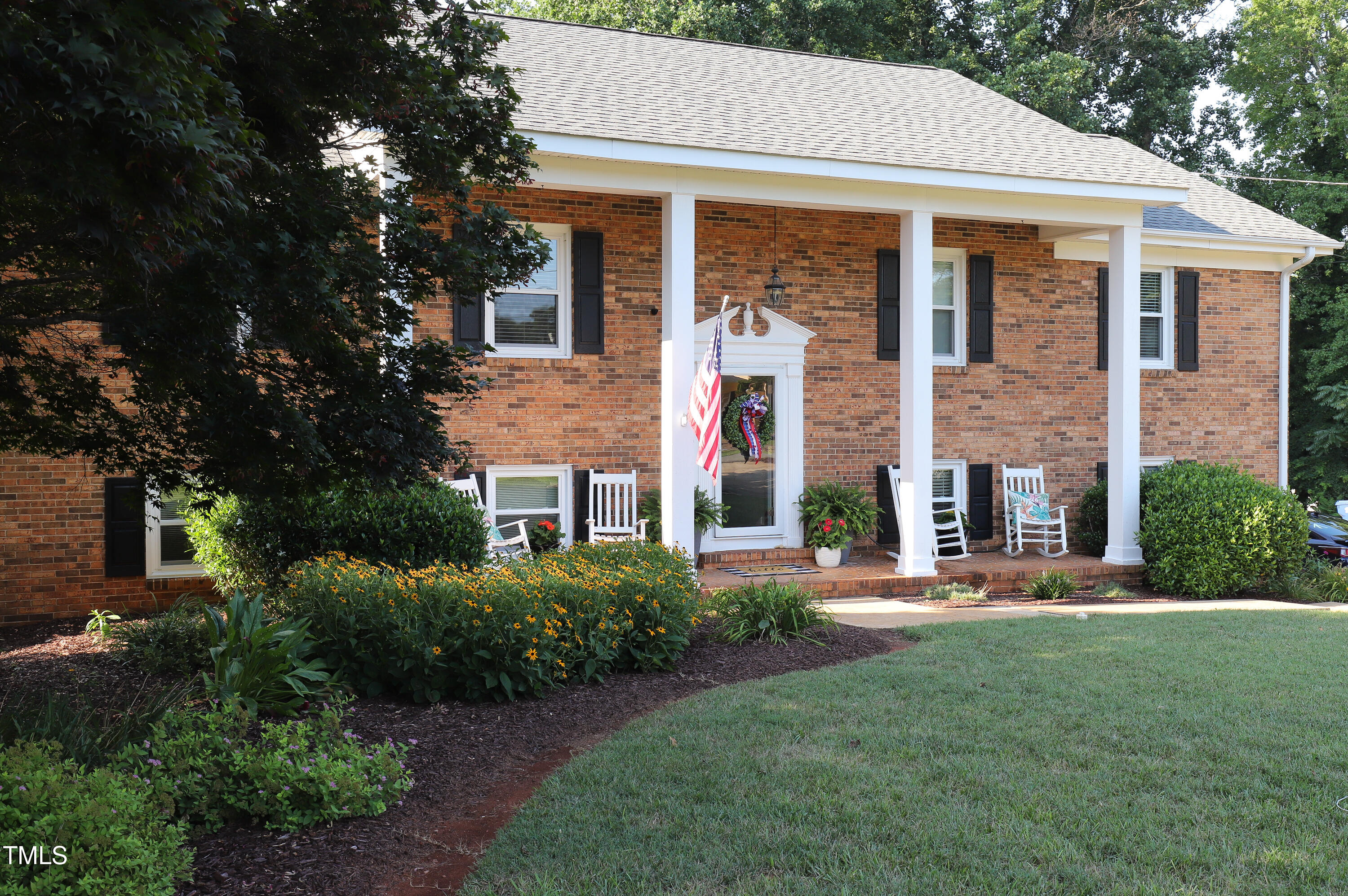 1008 A Driftwood Drive