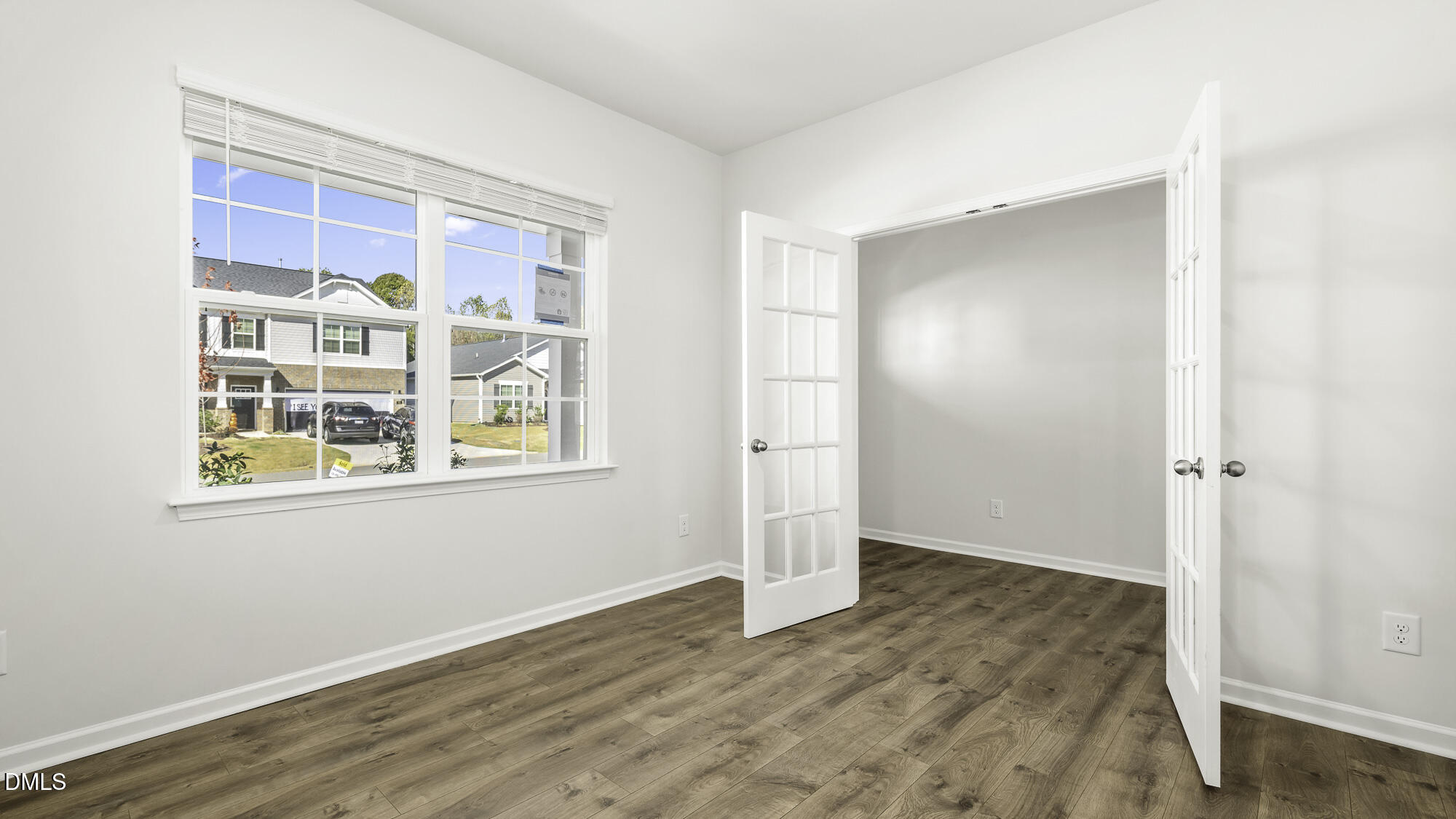 1557 Carisbrooke Drive