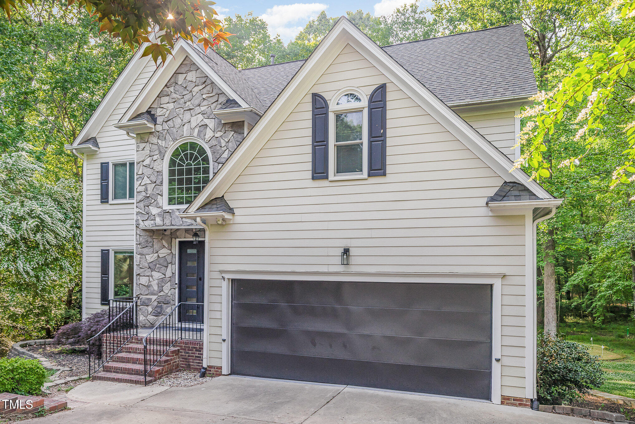 208 W Camden Forest Drive