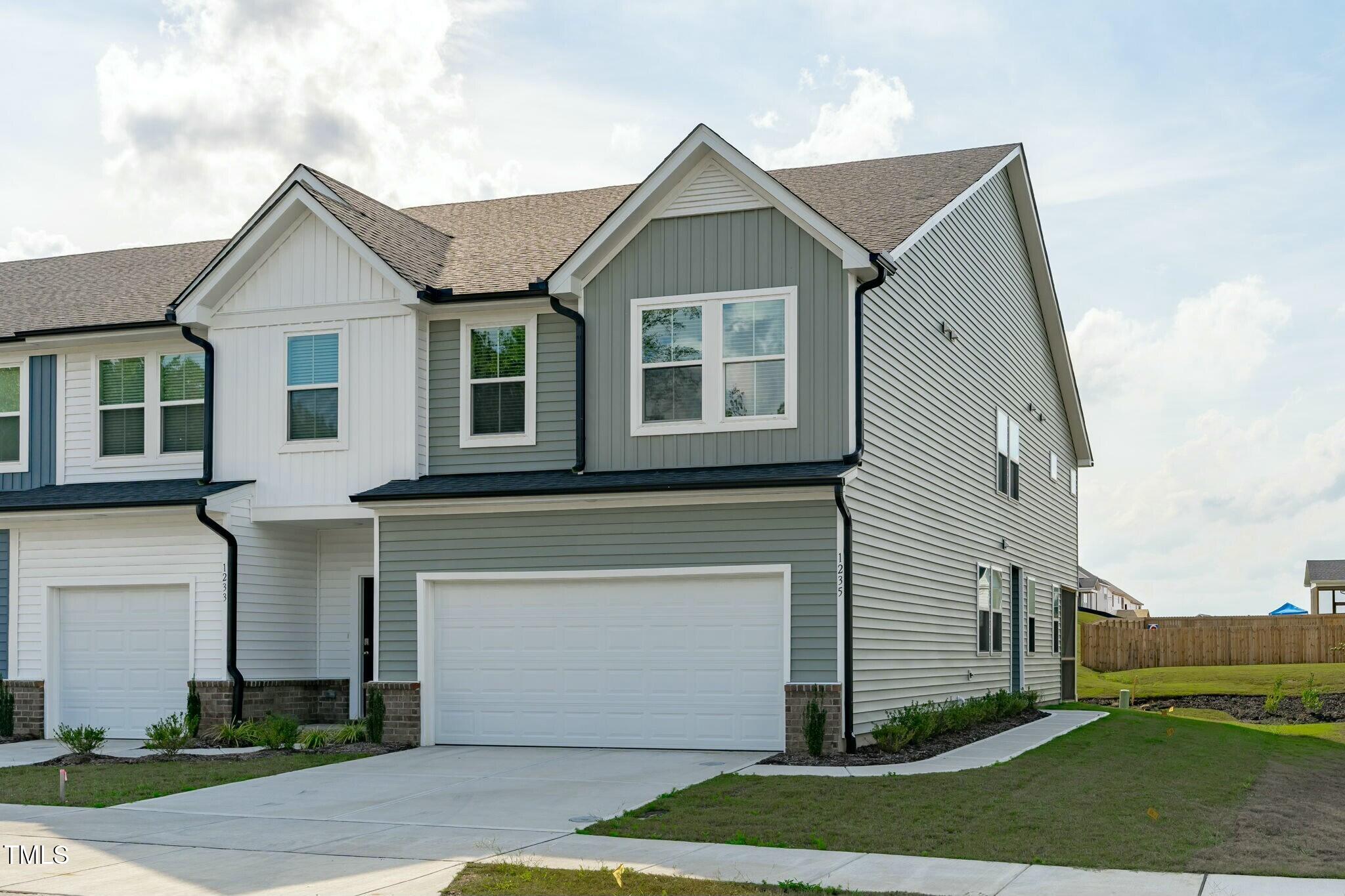 1235 Bessie Court